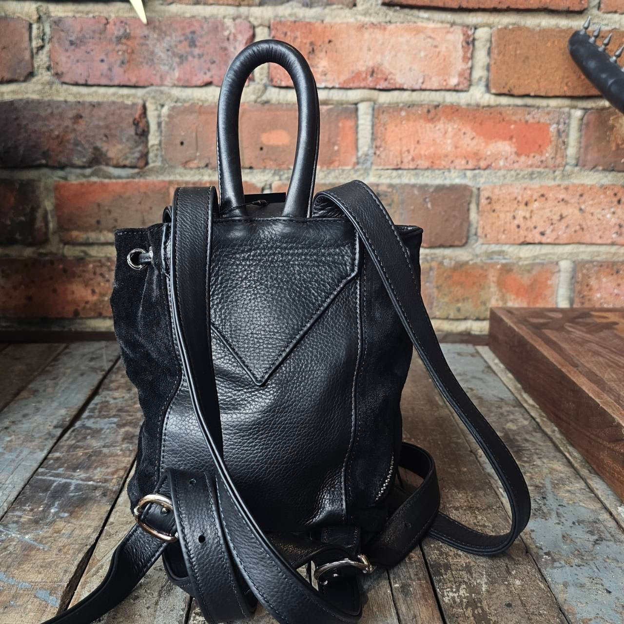 CHROME HEARTS IGGY MINI Leather Back Pack クロムハーツ イギー ミニ レザーバックパック