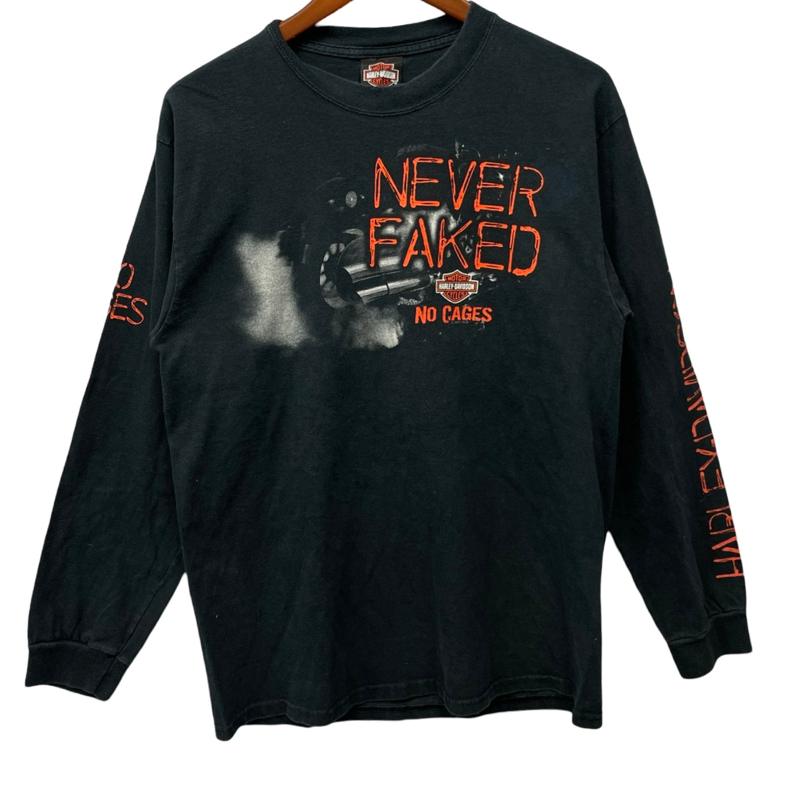 Vintage 00's Harley-Davidson "NEVER FAKED" NO CAGES 2011 L/S Tee