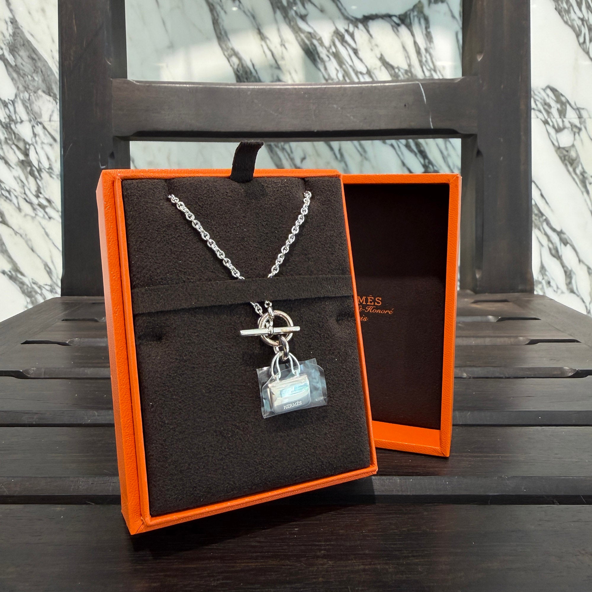 HERMES  Kelly Amulette Necklace H121325B 00 エルメス ケリー アミュレット ネックレス