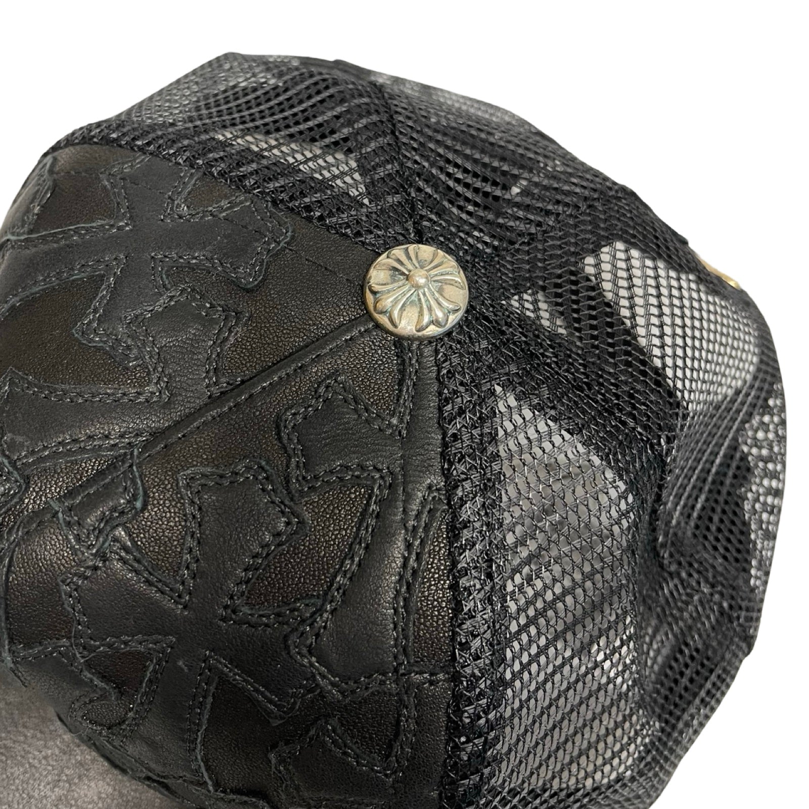 CHROME HEARTS Cemetary Cross Leather Patch Trucker Cap Size ONE SIZE（53-60）