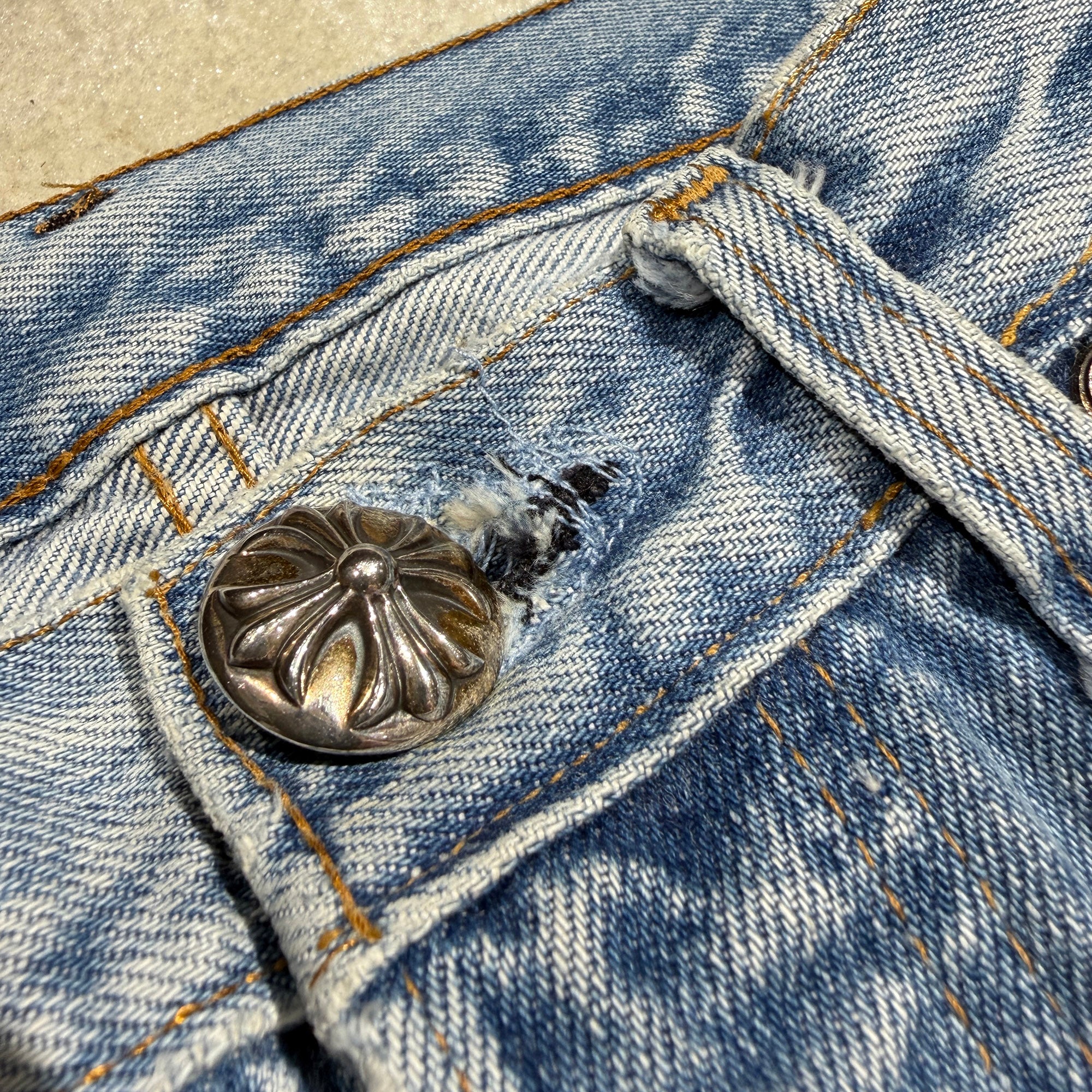 CHROME HEARTS × Levi's 501 VNTG Leather Cross Patch Denim Pants Size 31 クロムハーツ × リーバイス 501 ヴィンテージ レザークロスパッチ デニムパンツ サイズ31