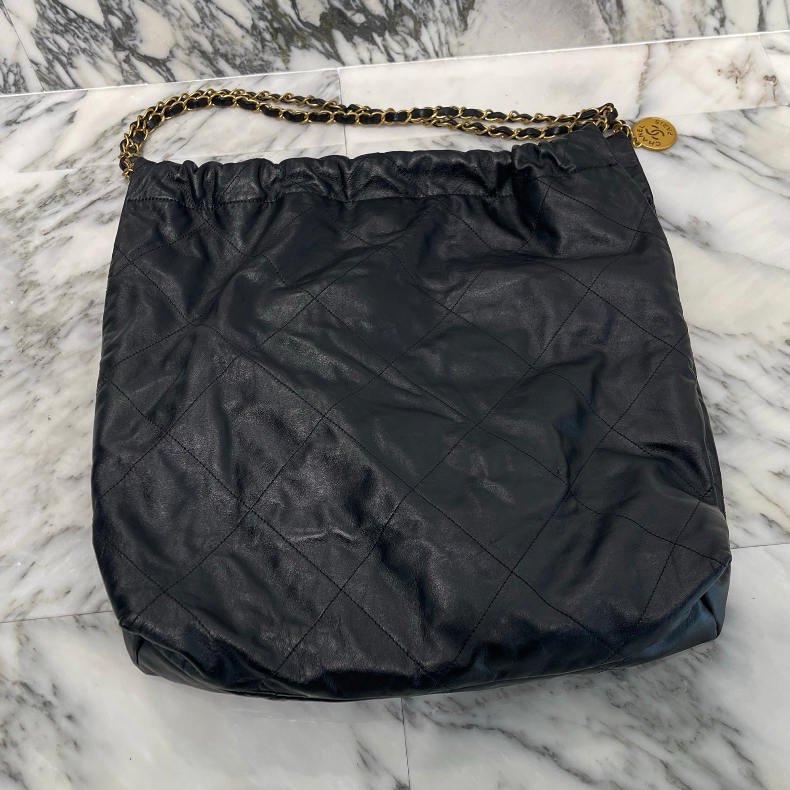 CHANEL 22 Caviar Skin Chain Shoulder Bag シャネル 22 キャビアスキン チェーンショルダーバッグ