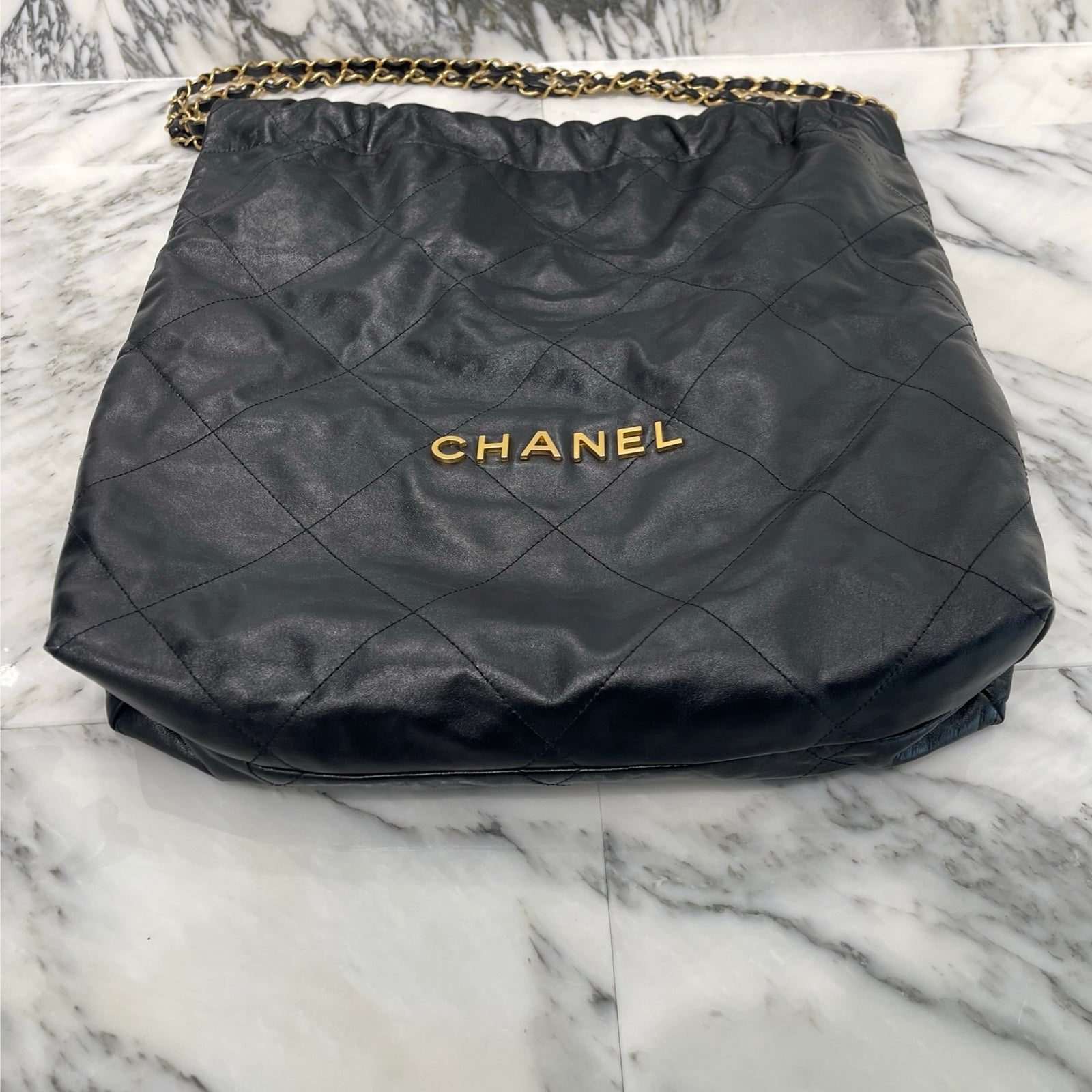 CHANEL 22 Caviar Skin Chain Shoulder Bag シャネル 22 キャビアスキン チェーンショルダーバッグ