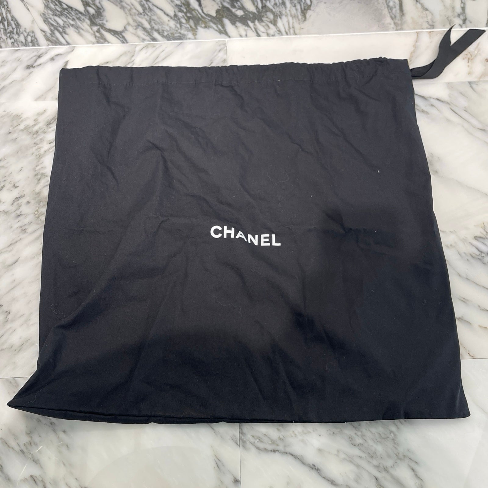 CHANEL 22 Caviar Skin Chain Shoulder Bag シャネル 22 キャビアスキン チェーンショルダーバッグ