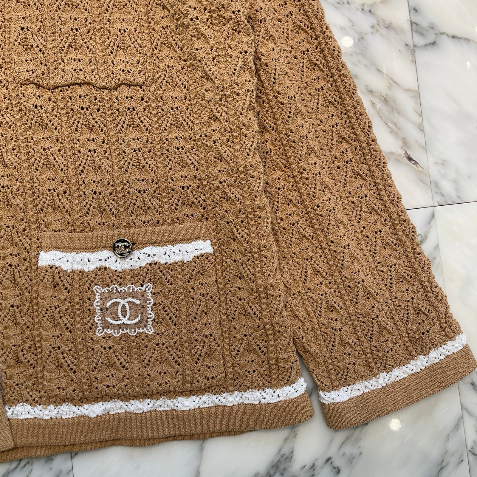 CHANEL 2024 Cruise Coco Mark Button Knit Cardigan P76869K11069 Size 50 シャネル ココマークボタン ニット カーディガン サイズ50