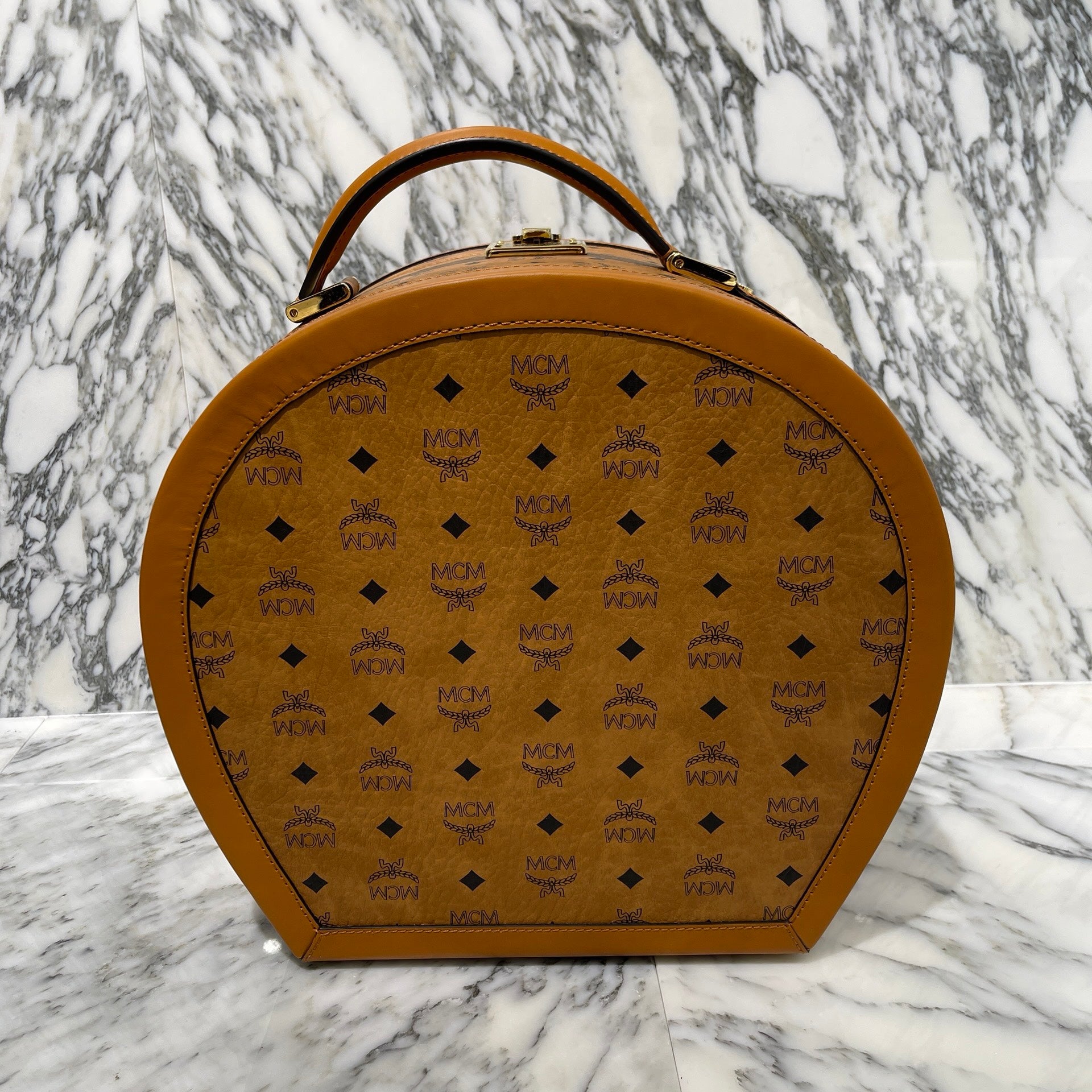 MCM × Looney Tunes 2022AW Hatbox - Visetos TRUNK エムシーエム × ルーニー・テューンズ トゥイーティー ハットボックス ヴィセトス柄 トランクケース