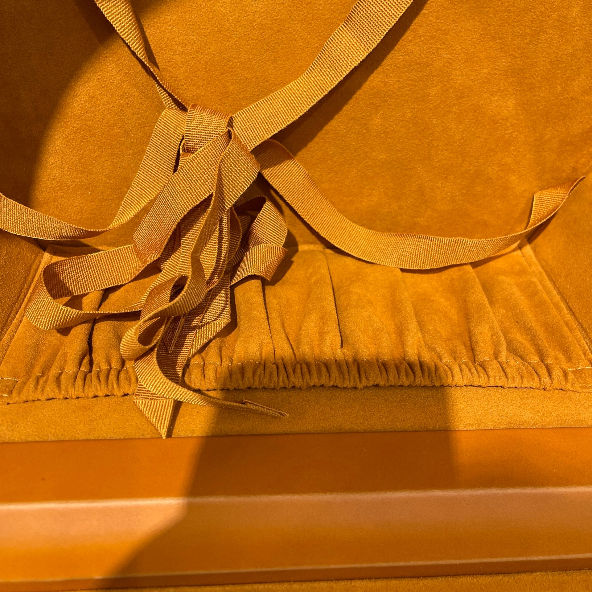 MCM × Looney Tunes 2022AW Hatbox - Visetos TRUNK エムシーエム × ルーニー・テューンズ トゥイーティー ハットボックス ヴィセトス柄 トランクケース