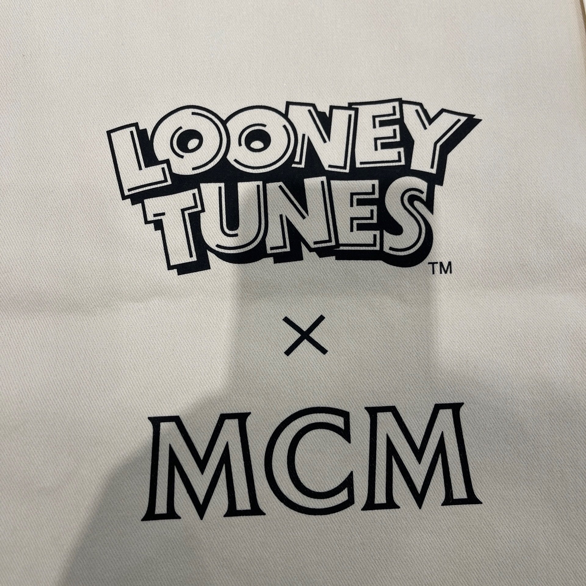 MCM × Looney Tunes 2022AW Tweety Canvas Tote Bag エムシーエム×ルーニー・テューンズ トゥイ―ティー キャンバストートバッグ