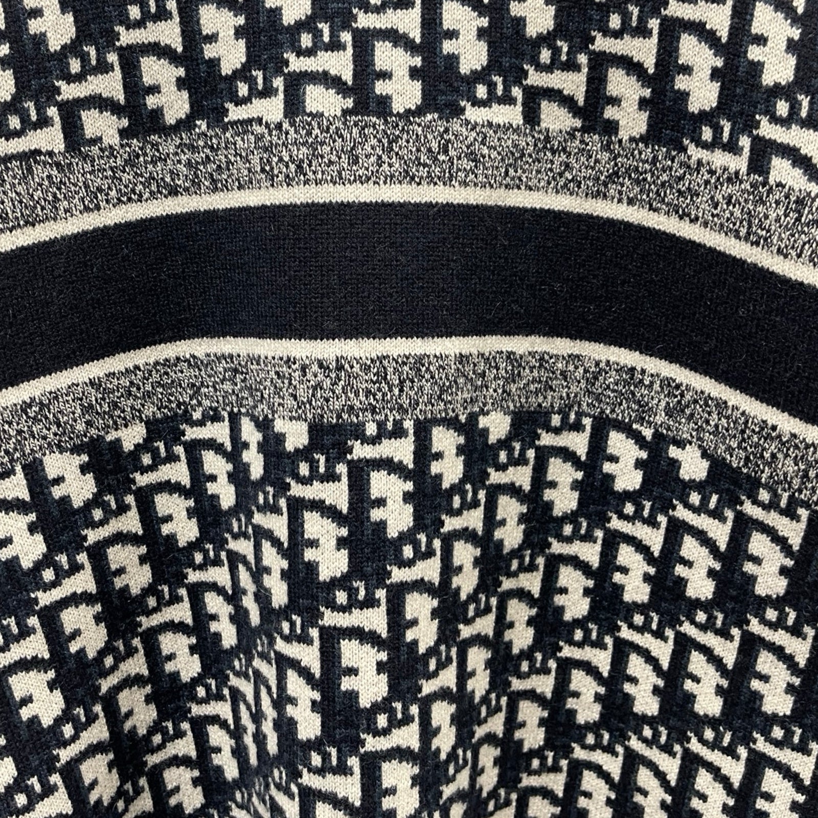 DIOR 2022AW Christian Dior Oblique Reversible Cashmere Sweater 054S55AM055