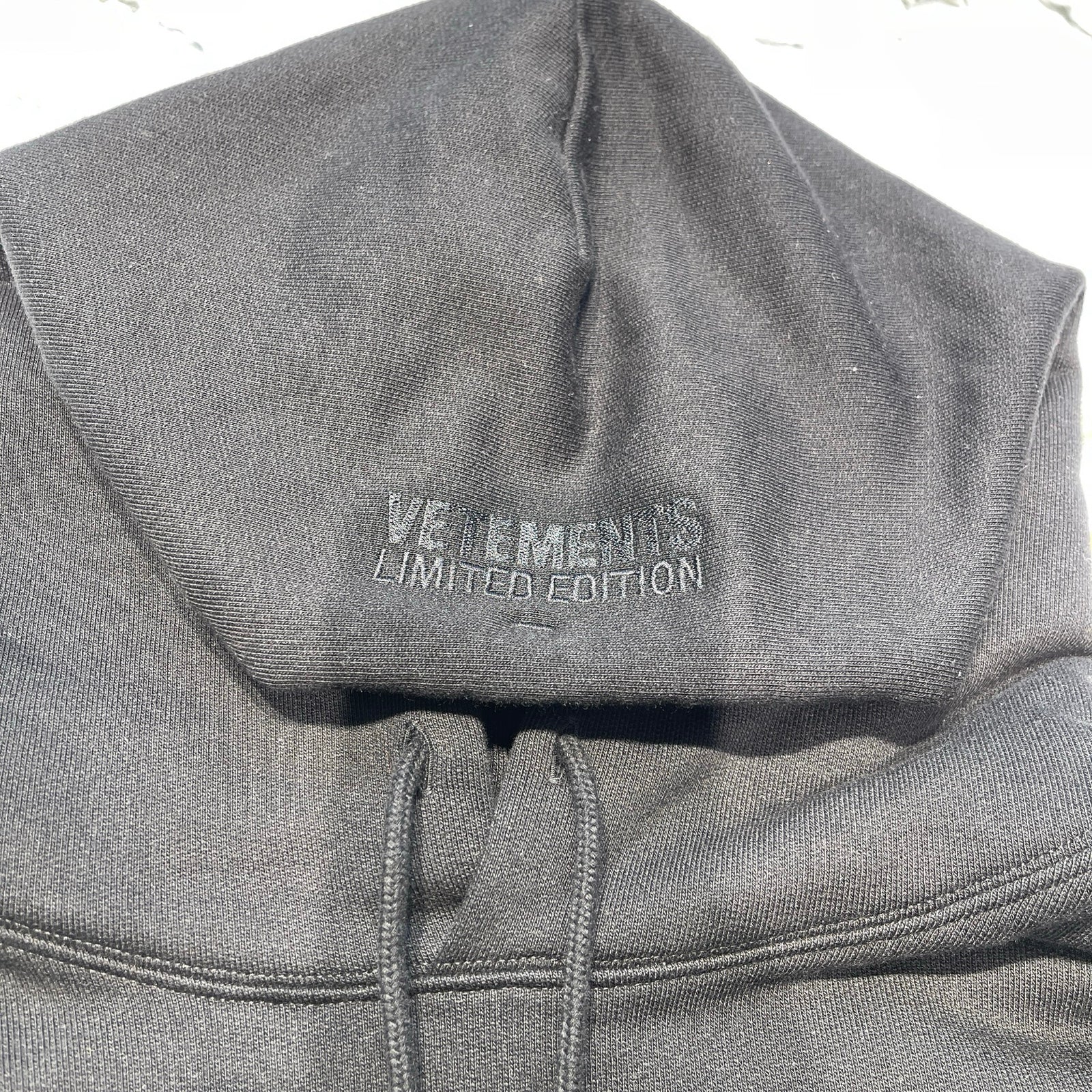 VETEMENTS 2021AW This Is No Time For Romance Hoodie UAH20TR683 Size XS ヴェトモン ディズイズノータイムフォーロマンス フーディー サイズXS