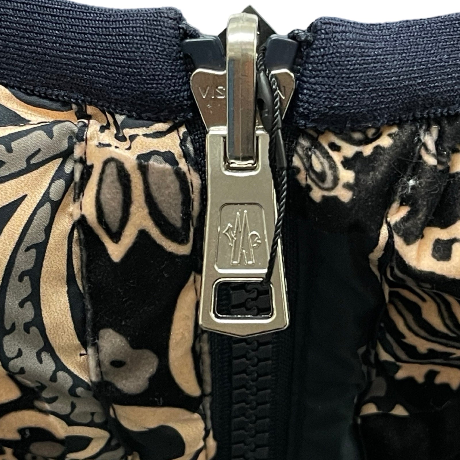 MONCLER 2021AW FREVILLE Reversible Down Jacket G20911A00015 Size 6