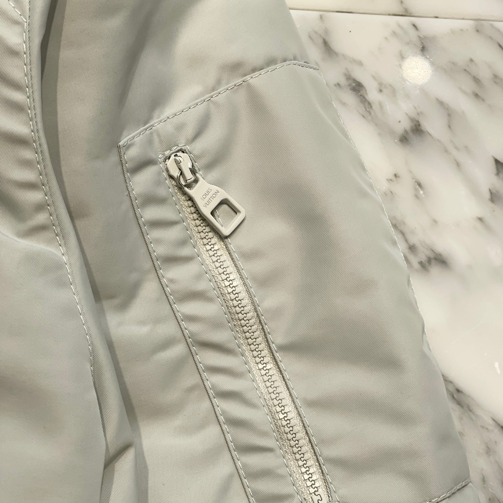 LOUIS VUITTON 2023AW Embroidered Technical Bomber Jacket 1ABXT1 Size 44