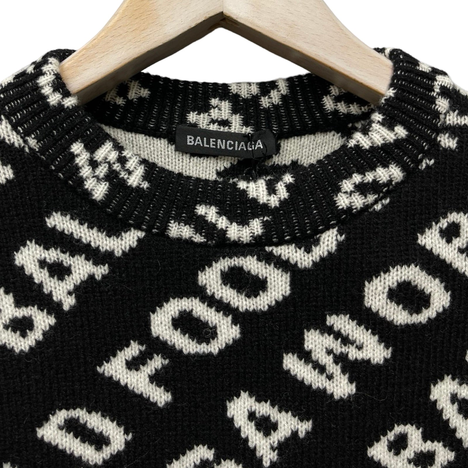 BALENCIAGA 2020AW World Food Programme Sweater 612957 T1565 Size S