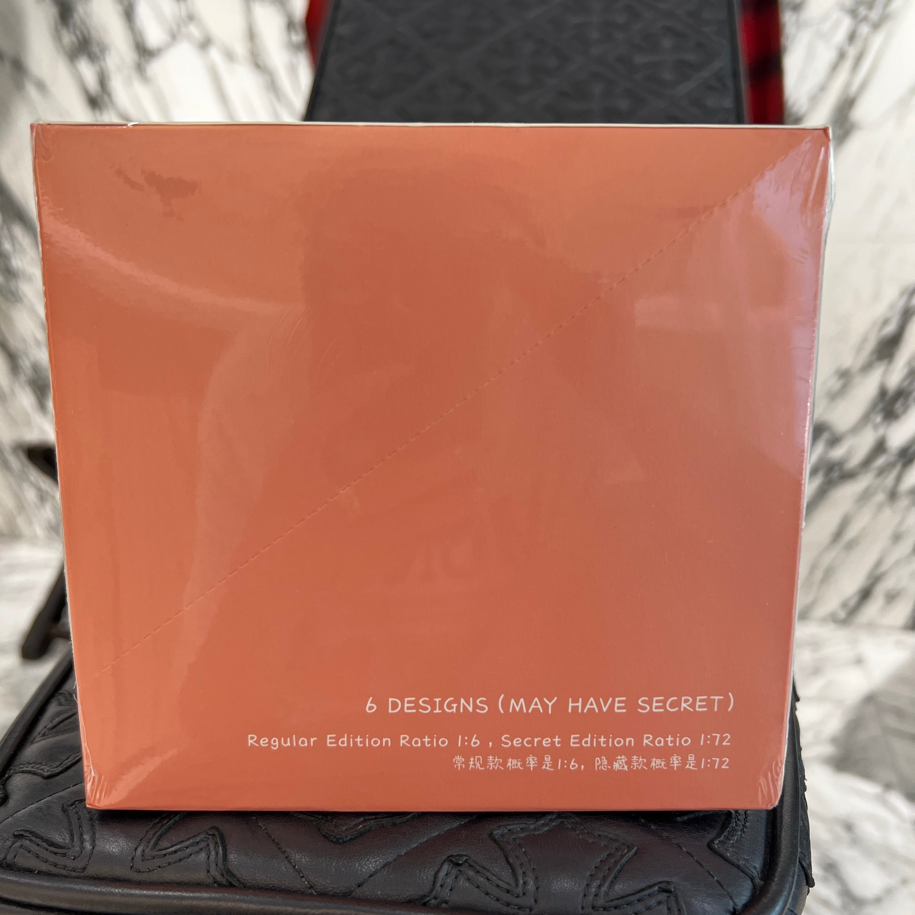 POP MART The Monsters Have A Seat LABUBU ポップマート ザ・モンスターズ ハヴアシート ラブブ ストラップ