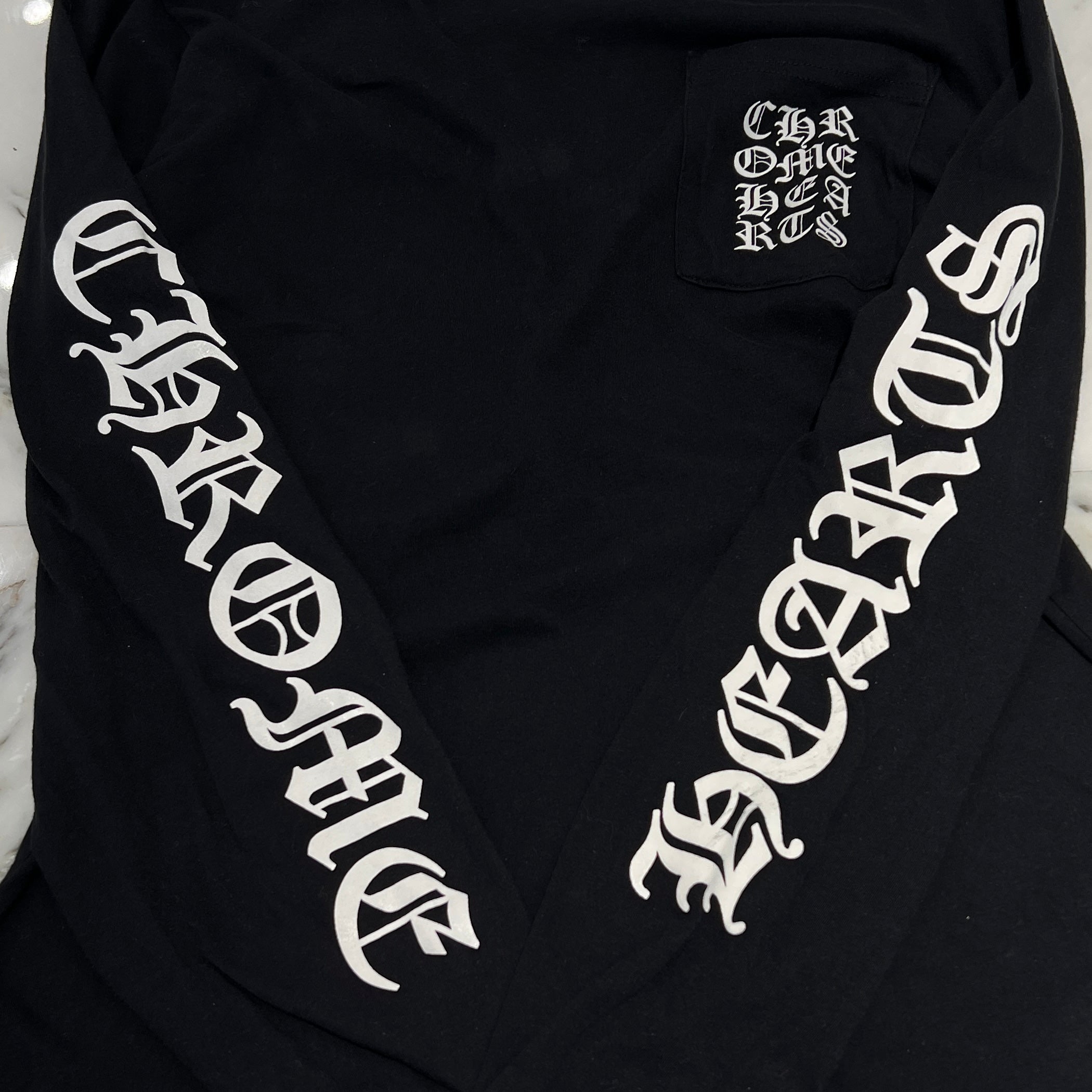 CHROME HEARTS Vertical Logo Long Sleeve Tee Size M クロムハーツ ヴァーティカルロゴ ロングスリーブ Tシャツ サイズM