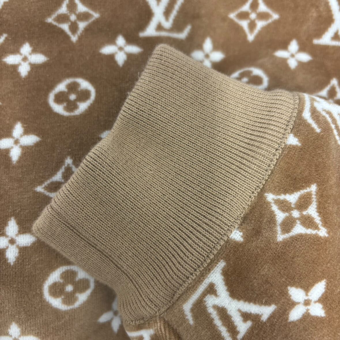 LOUIS VUITTON 2024SS Monogram Toweling Pullover Hoodie 1AC2HZ Size M ルイヴィトン モノグラム タウアリング プルオーバーフーディー サイズM