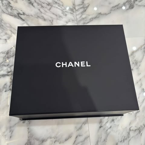 CHANEL 22 Small Shiny Calf Leather Chain Shoulder Bag AS3980 シャネル 22 スモール シャイニーカーフスキン チェーン ショルダーバッグ