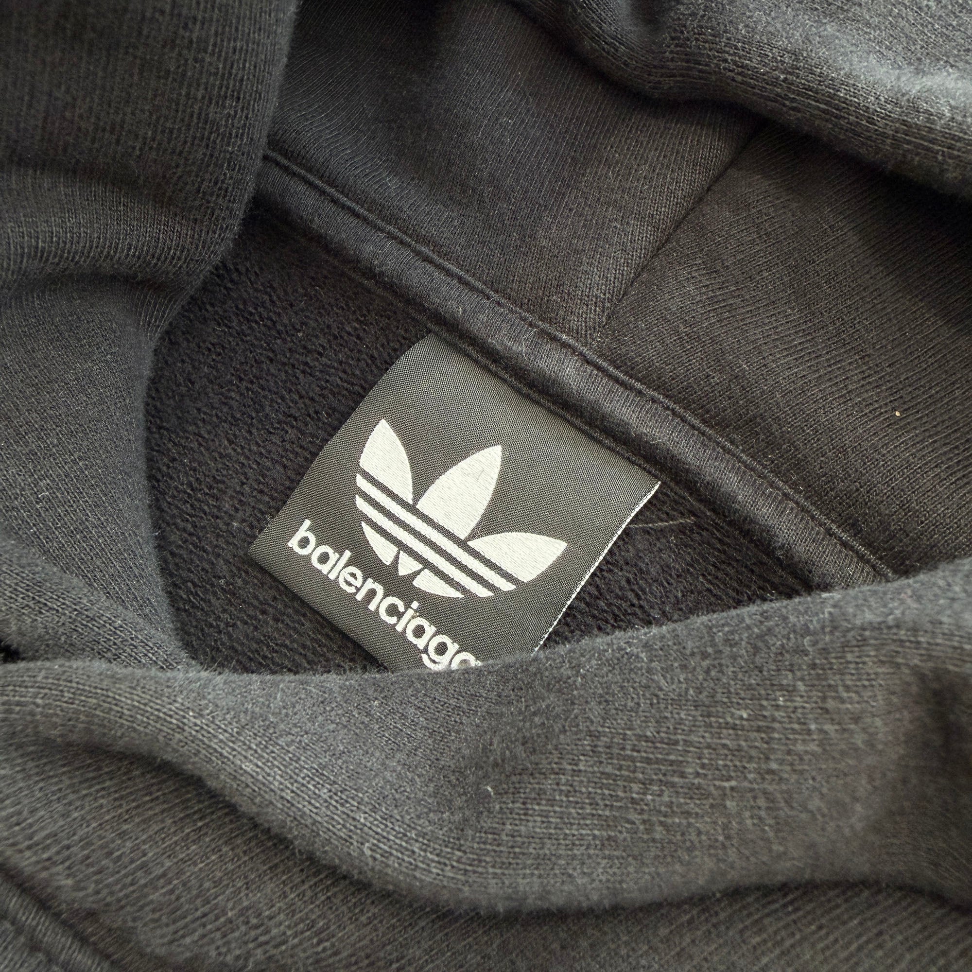 BALENCIAGA × adidas 2023SS Trefoil Logo Embroidery Pullover Hoodie 712396 TMVA9 Size 2 バレンシアガ×アディダス トレフォイルロゴ刺繡 プルオーバーフーディー サイズ2