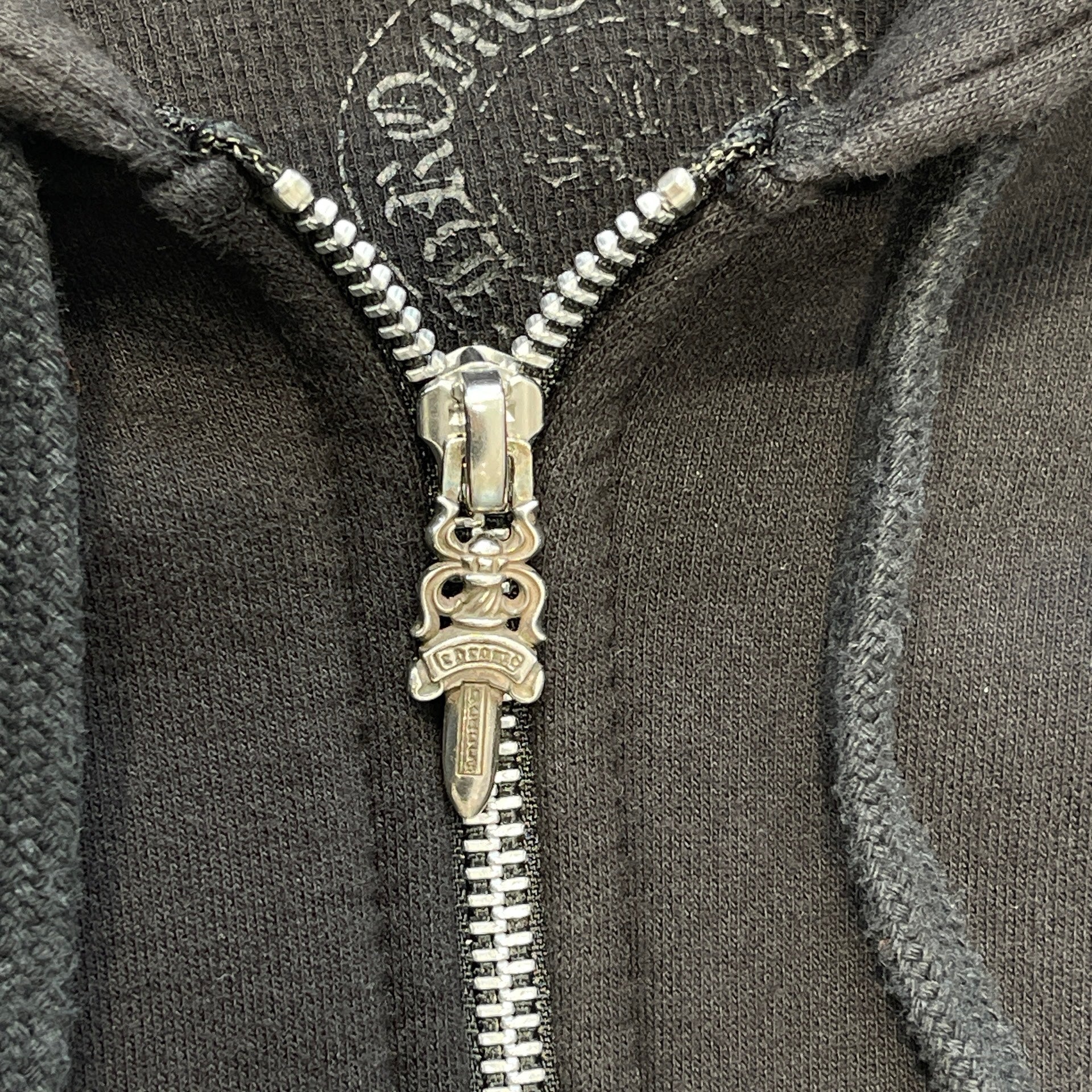 CHROME HEARTS Cemetery Cross Scroll Logo Label Zip Up Hoodie Size L クロムハーツ セメタリークロス スクロールロゴラベル ジップアップフーディー サイズL