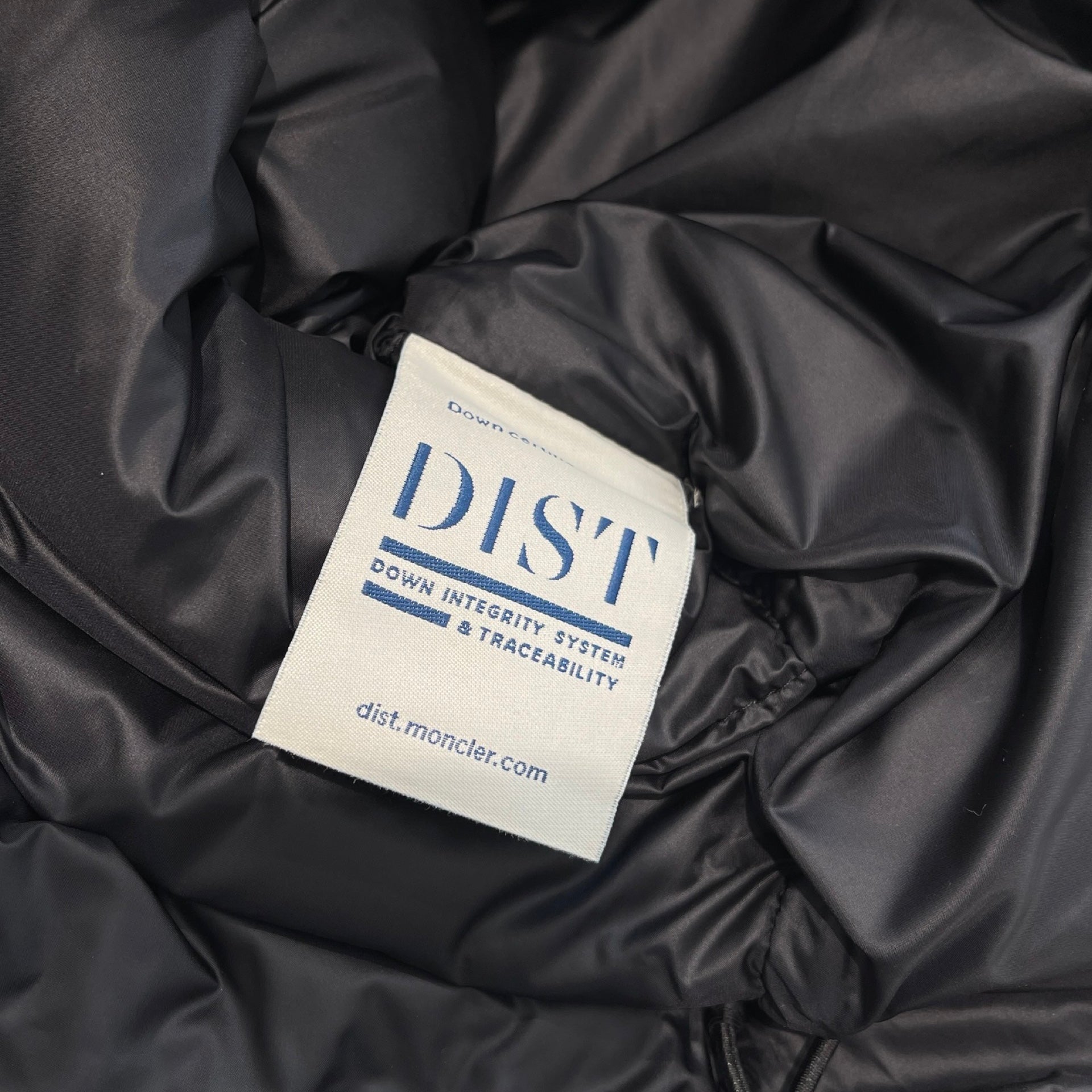 MONCLER 2020AW GEBROULAZ GIUBBOTTOL eather Down Jacket  F20911A596003 size 1 モンクレール ゲブロウラズ レザーダウンジャケット サイズ 1