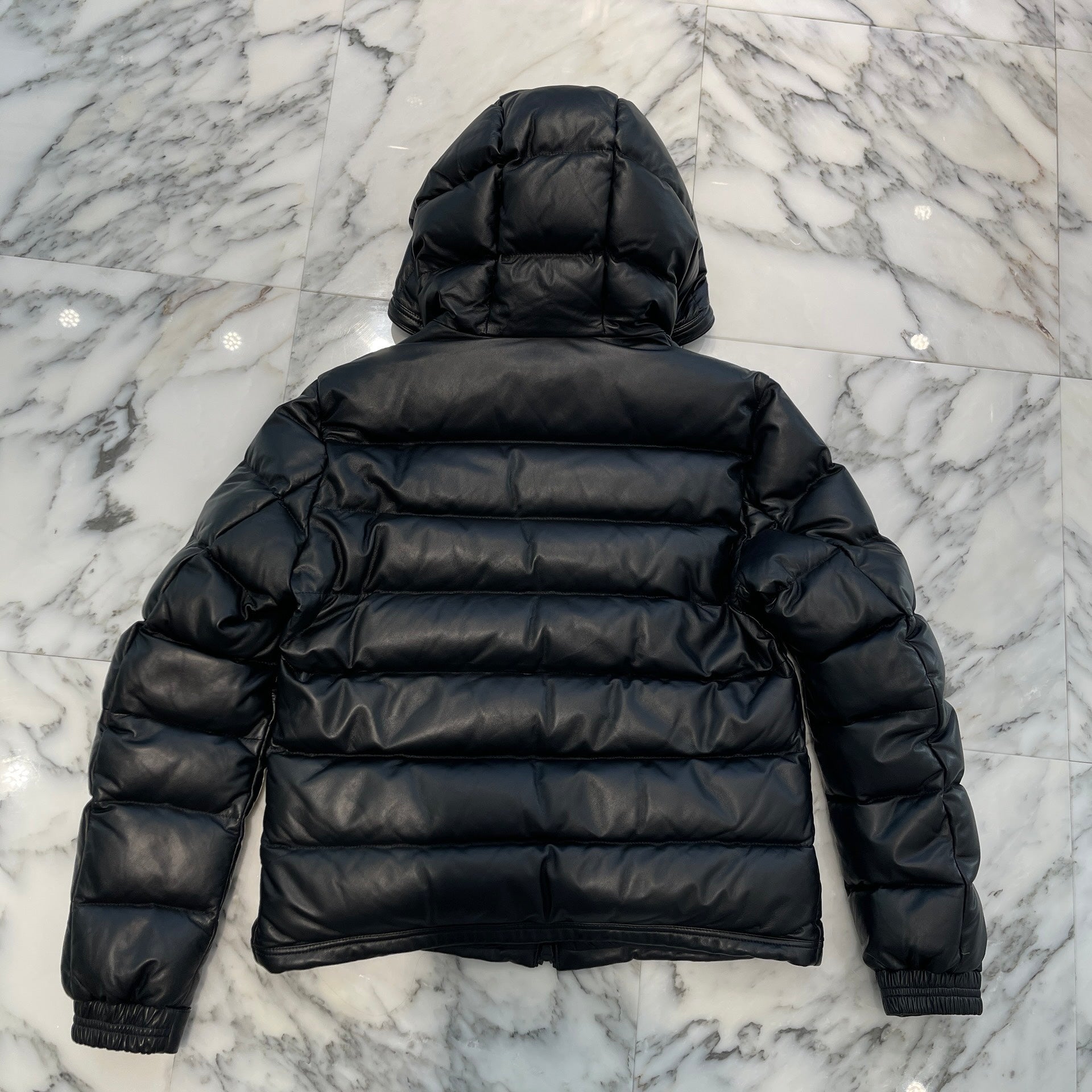 MONCLER 2020AW GEBROULAZ GIUBBOTTOL eather Down Jacket  F20911A596003 size 1 モンクレール ゲブロウラズ レザーダウンジャケット サイズ 1