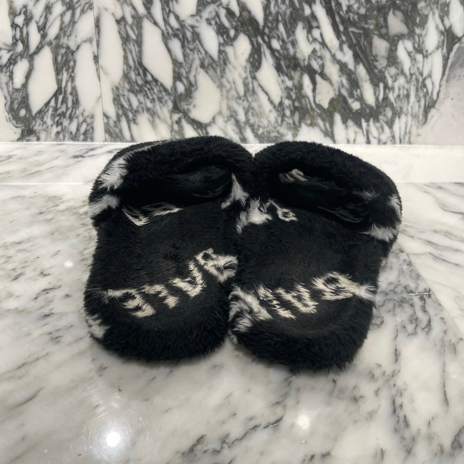 BALENCIAGA 2019AW FURRY SLIDE FAKE FUR SANDLES 624515 Size 40