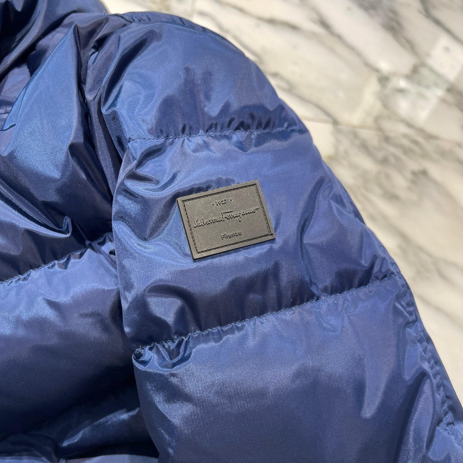 Salvatore Ferragamo Rubber Logo Patch Reversible Down Jacket Size 46 サルヴァトーレ フェラガモ ラバーロゴパッチ リバーシブル ダウンジャケット サイズ46
