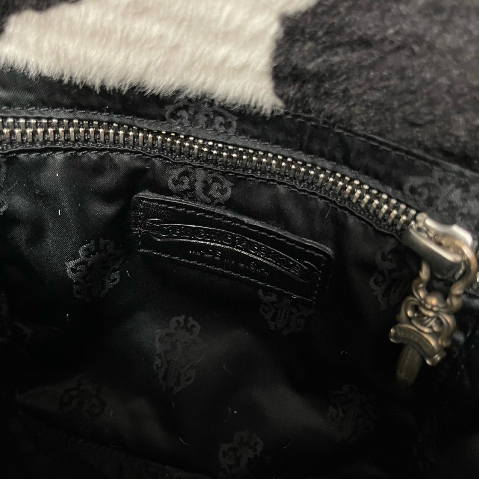 CHROME HEARTS HOT POT CH Plus Cross Ball Unborn Carf Leather Shoulder Bag