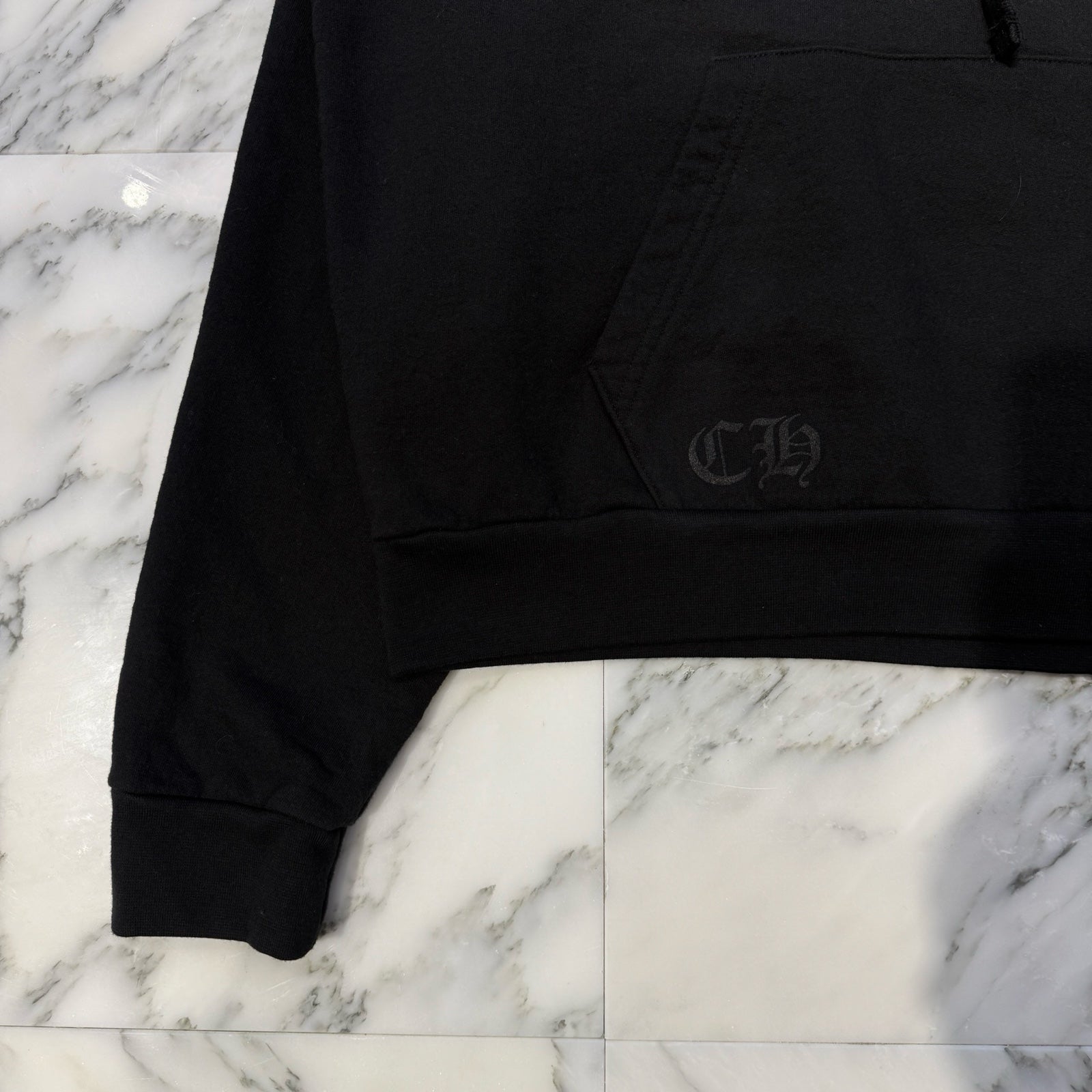 クロムハーツ 東京限定 ホースシュー プルオーバー フーディ サイズM CHROME HEARTS 新品 激レア クロムハーツ プルオーバー フード