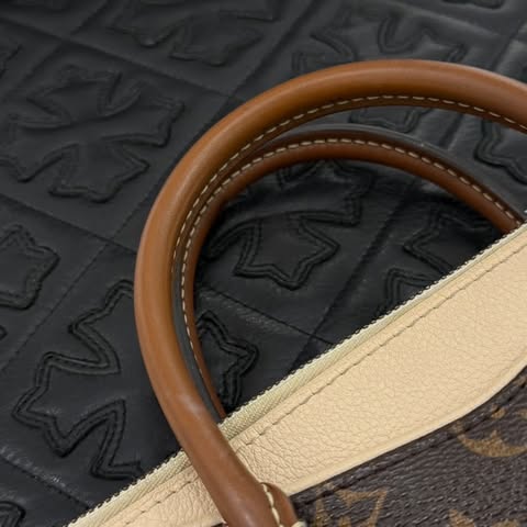 LOUIS VUITTON Monogram PALLAS BB Shoulder Bag M43765 ルイヴィトン モノグラム パラスBB ショルダーバッグ