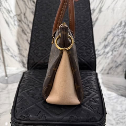 LOUIS VUITTON Monogram PALLAS BB Shoulder Bag M43765 ルイヴィトン モノグラム パラスBB ショルダーバッグ