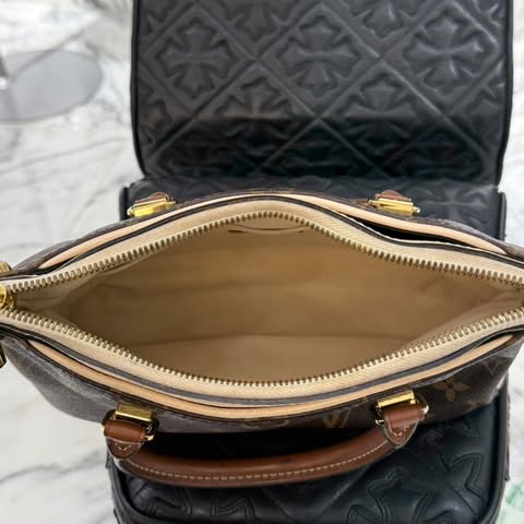 LOUIS VUITTON Monogram PALLAS BB Shoulder Bag M43765 ルイヴィトン モノグラム パラスBB ショルダーバッグ