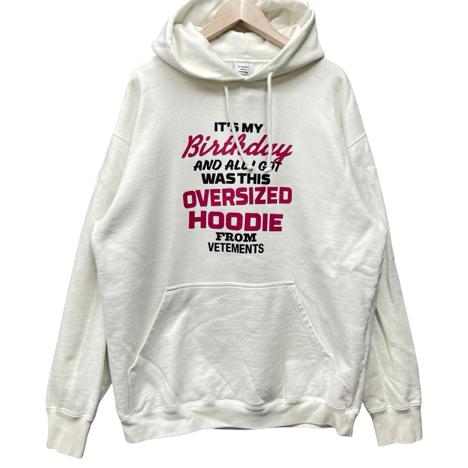 VETEMENTS 2019AW Oversized Birthday Hoodie UAH20TR745 Size XS