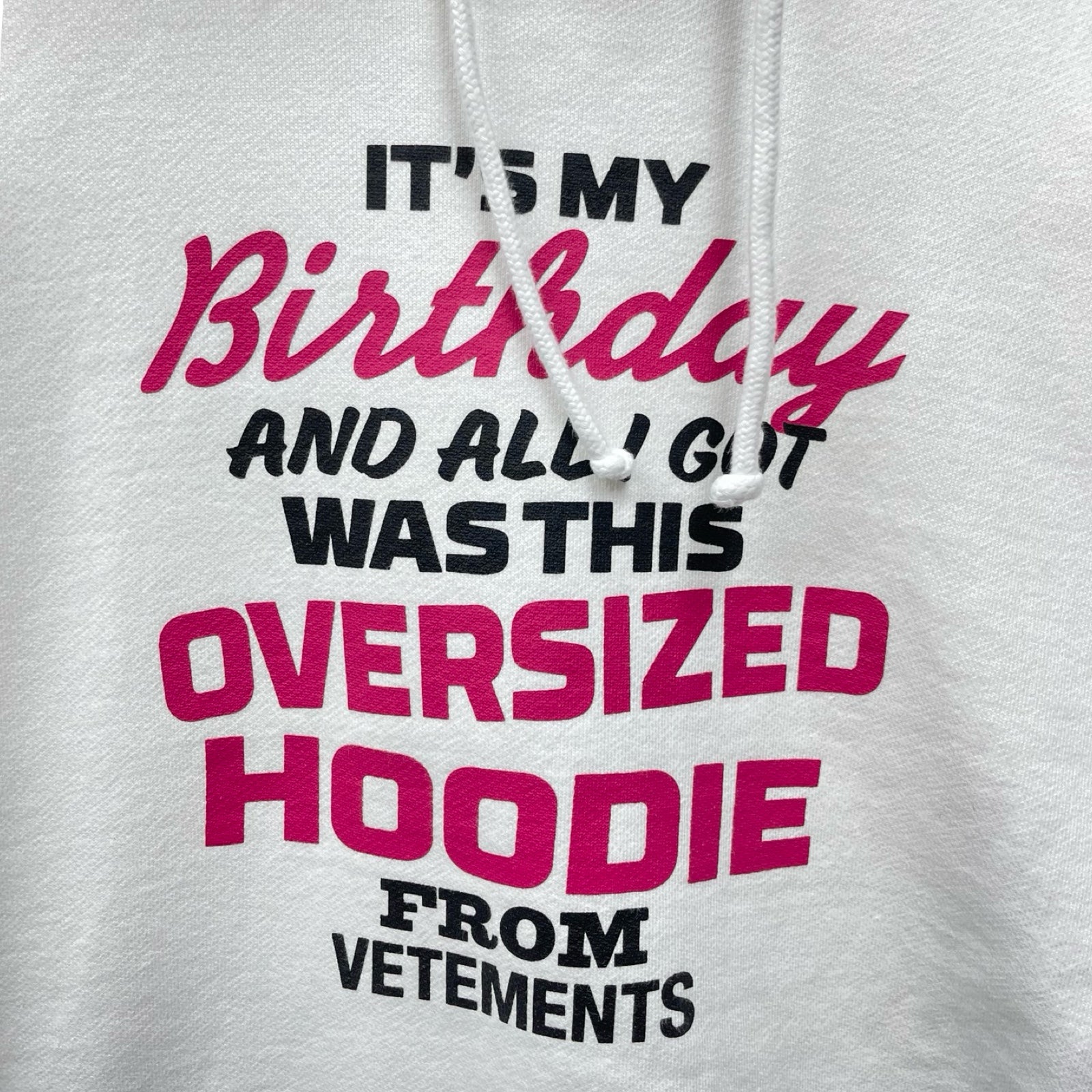 VETEMENTS 2019AW Oversized Birthday Hoodie UAH20TR745 Size XS