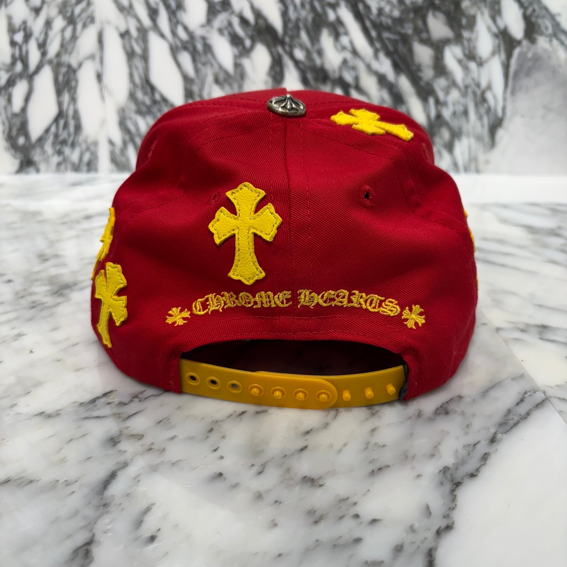 CHROME HEARTS Cemetery Cross Patch Trucker Cap ONE SIZE(51-61