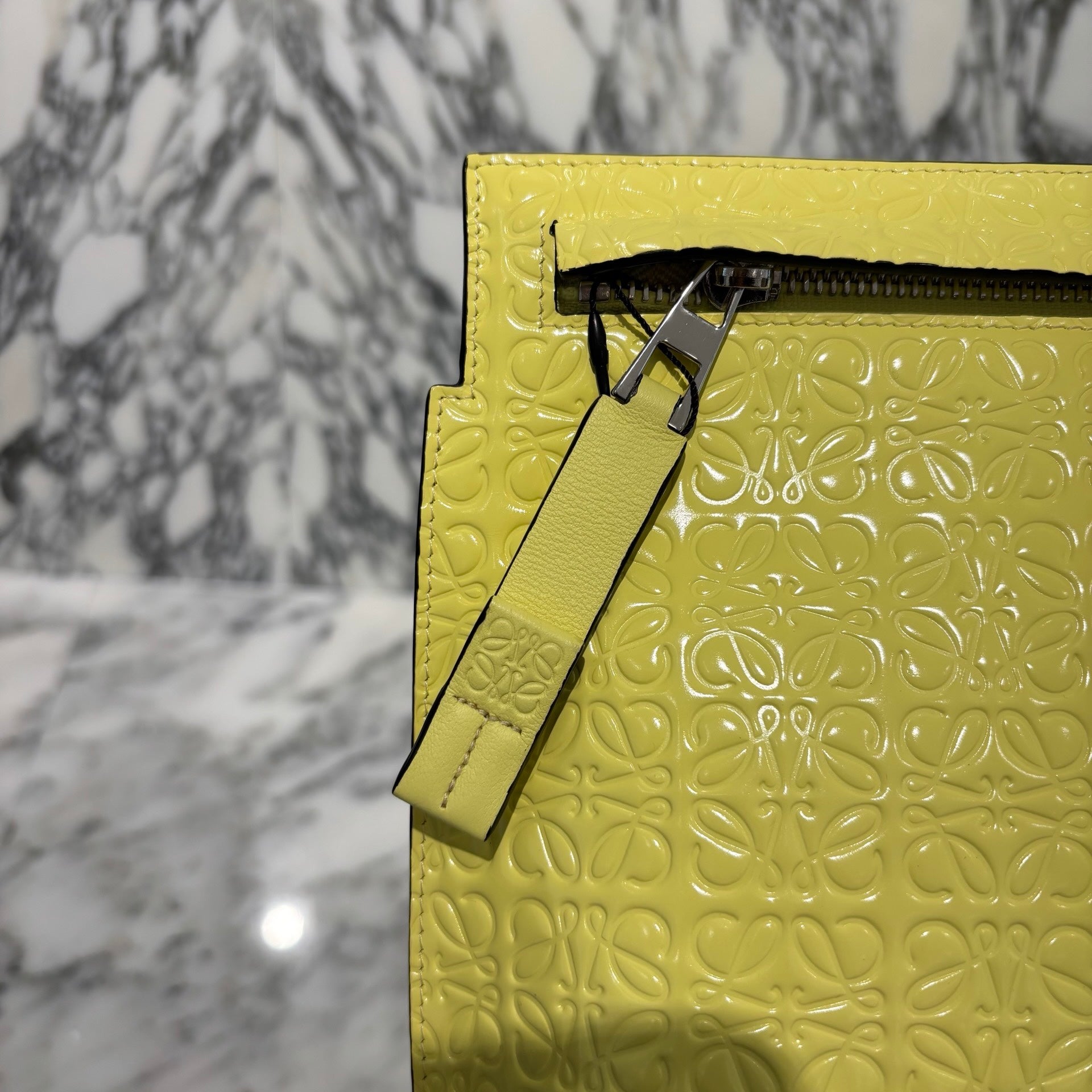 LOEWE 2023SS T Pouch Repeat Anagram Clutch Bag 109.10GW05 ロエベ Tポーチ リピートアナグラム クラッチバッグ