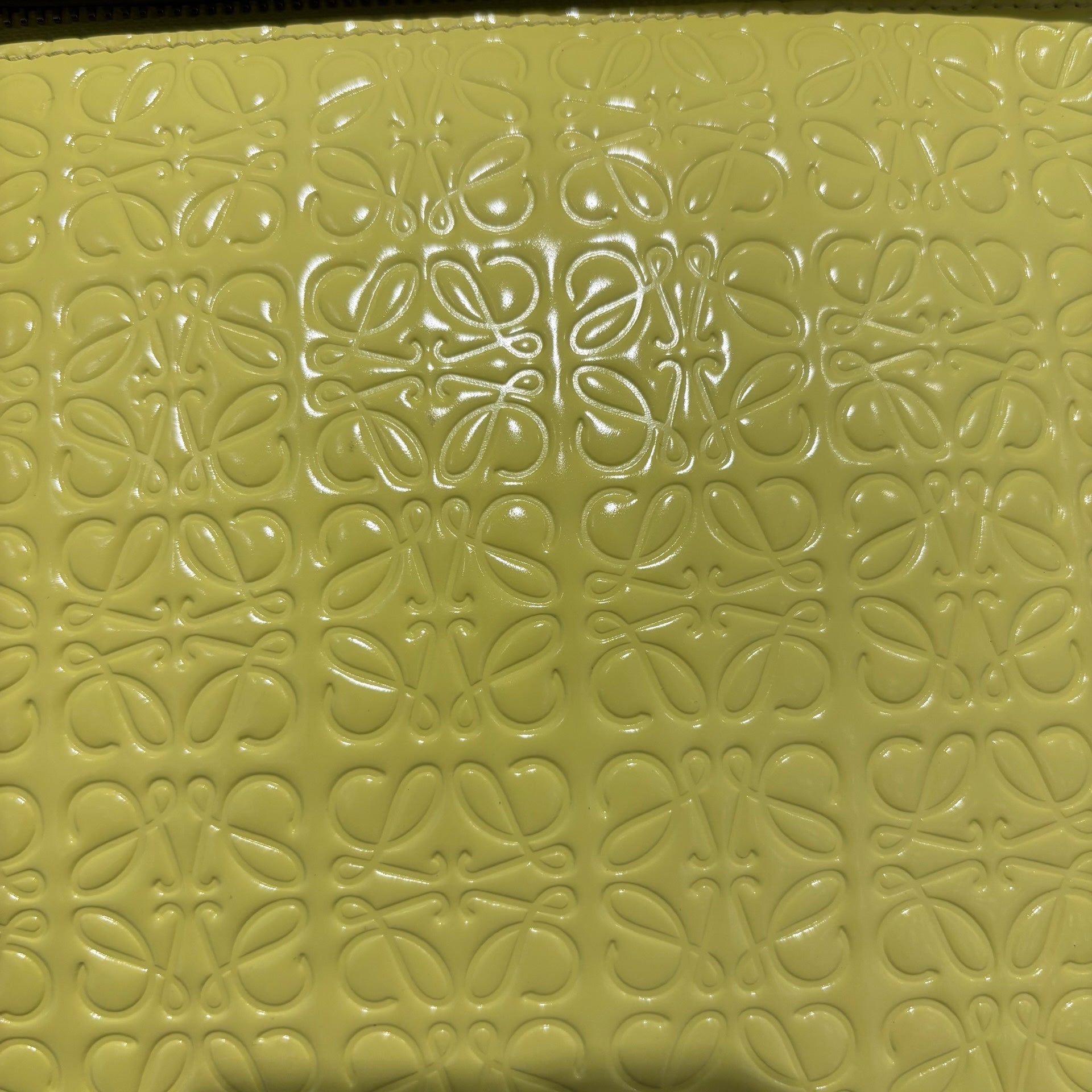 LOEWE 2023SS T Pouch Repeat Anagram Clutch Bag 109.10GW05 ロエベ Tポーチ リピートアナグラム クラッチバッグ