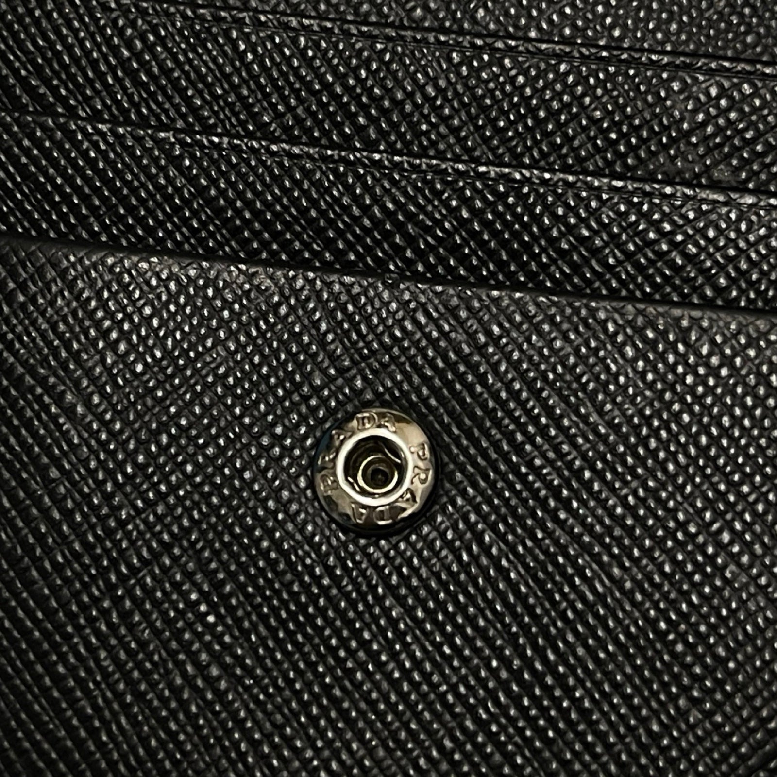 PRADA Saffiano Triangle Card Holder 2MC066_QHH_F0002