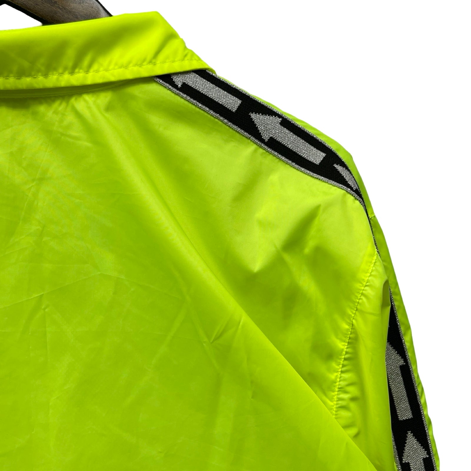 OFF-WHITE 2019SS Nylon Tracktop OMBD010S19D16001 Size S