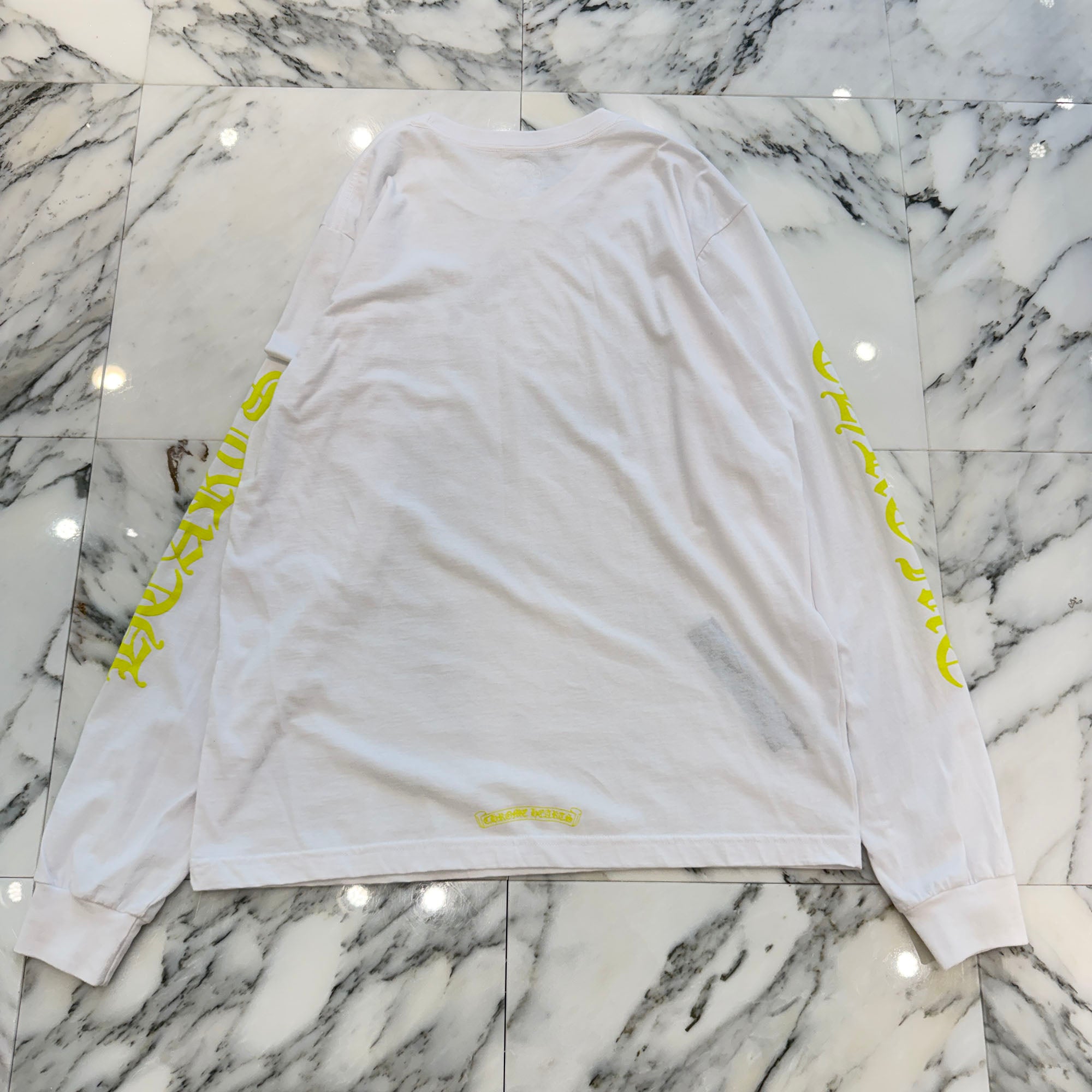 CHROME HEARTS Old English Neck Logo Neon Yellow L/S Tee Size XL クロムハーツ オールドイングリッシュネックロゴネオンイエローロングスリーブTシャツ サイズXL