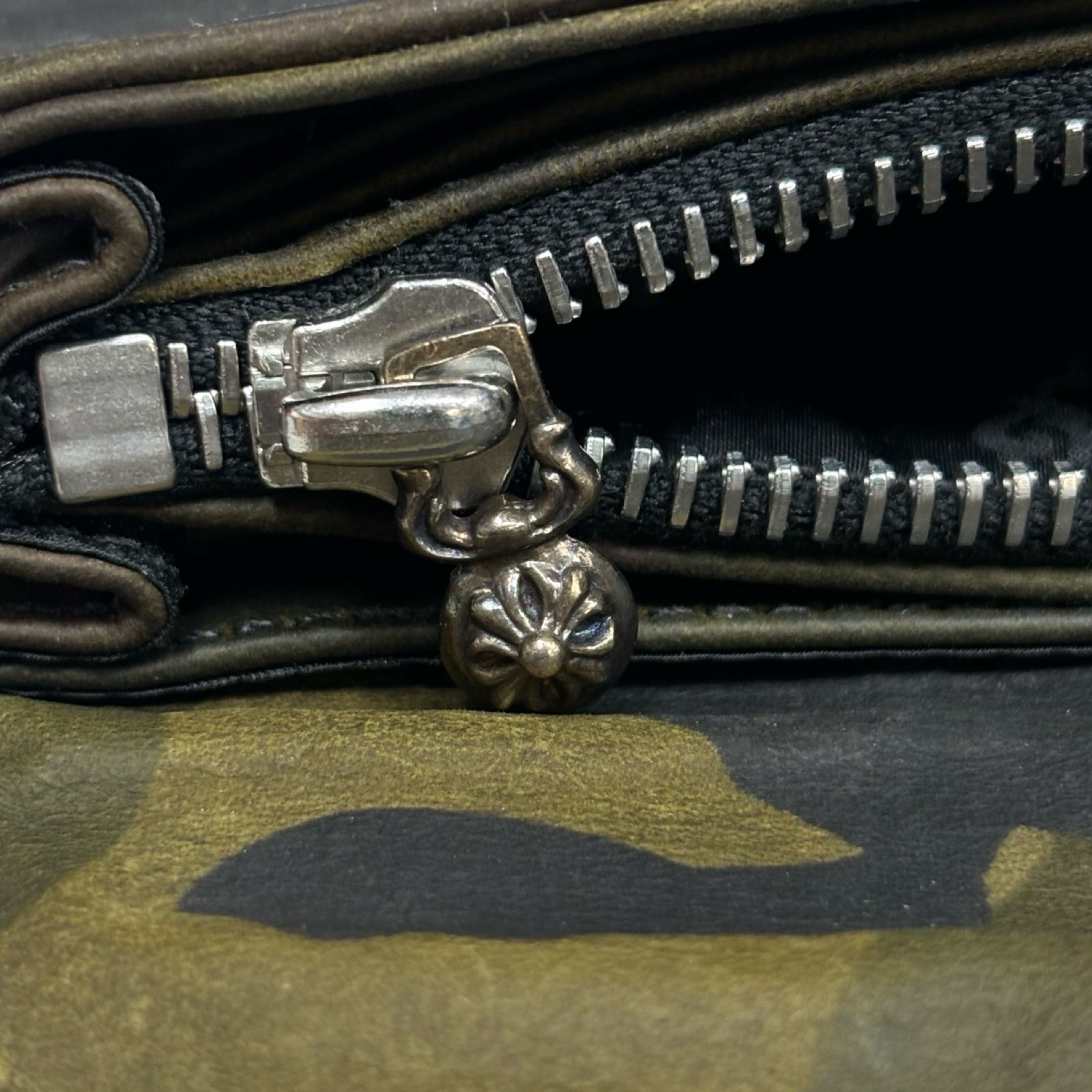 CHROME HEARTS Cross Ball Judy Wallet Camo