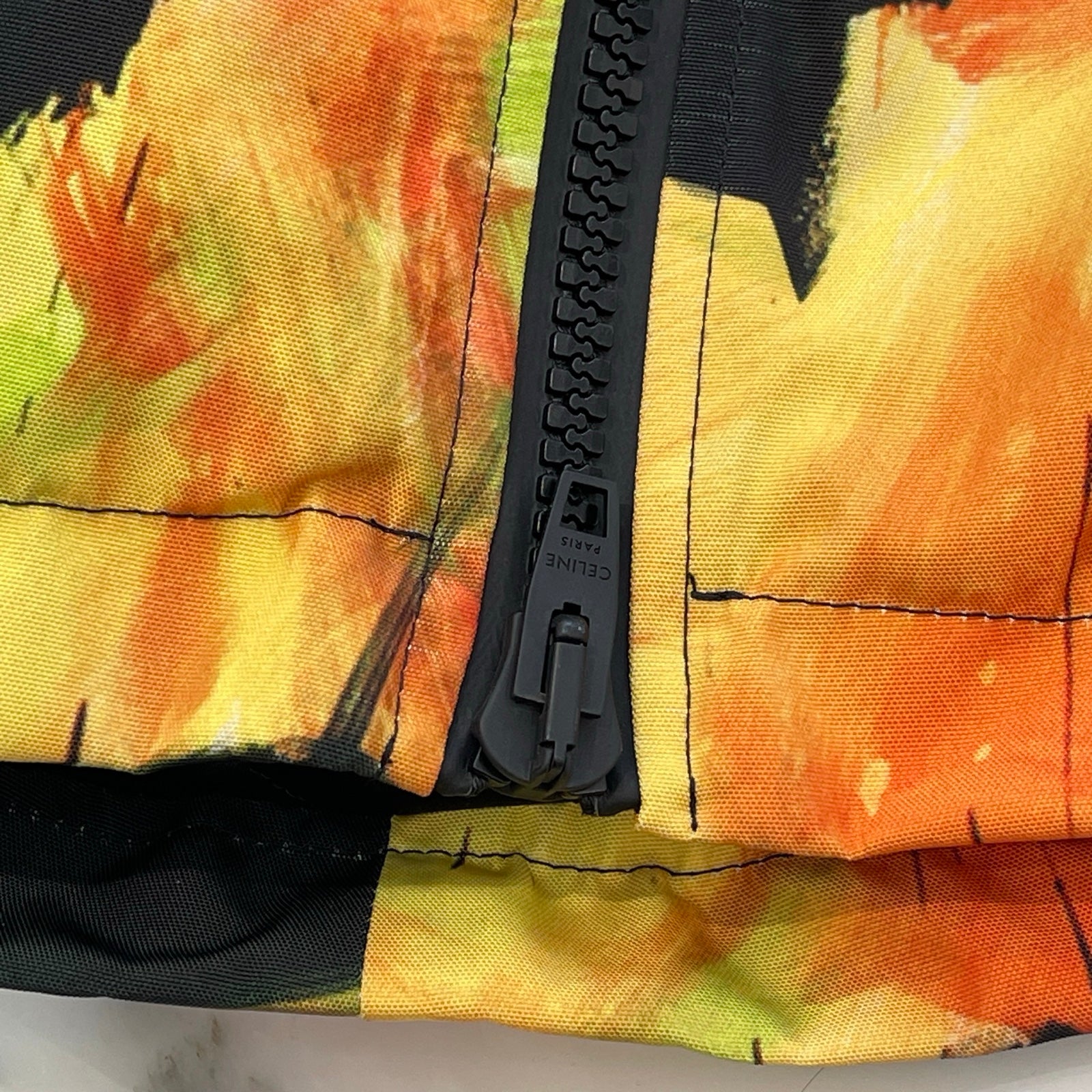 CELINE × Thomas Sauter 2021AW Cover All Down 2Z092627O Size 48