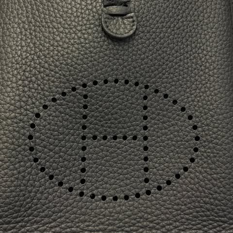 HERMES Evelyn Amazon TPM "Noir" K刻印 エルメス エブリン アマゾン TPM "ノワール" レザーショルダーバッグ K刻印