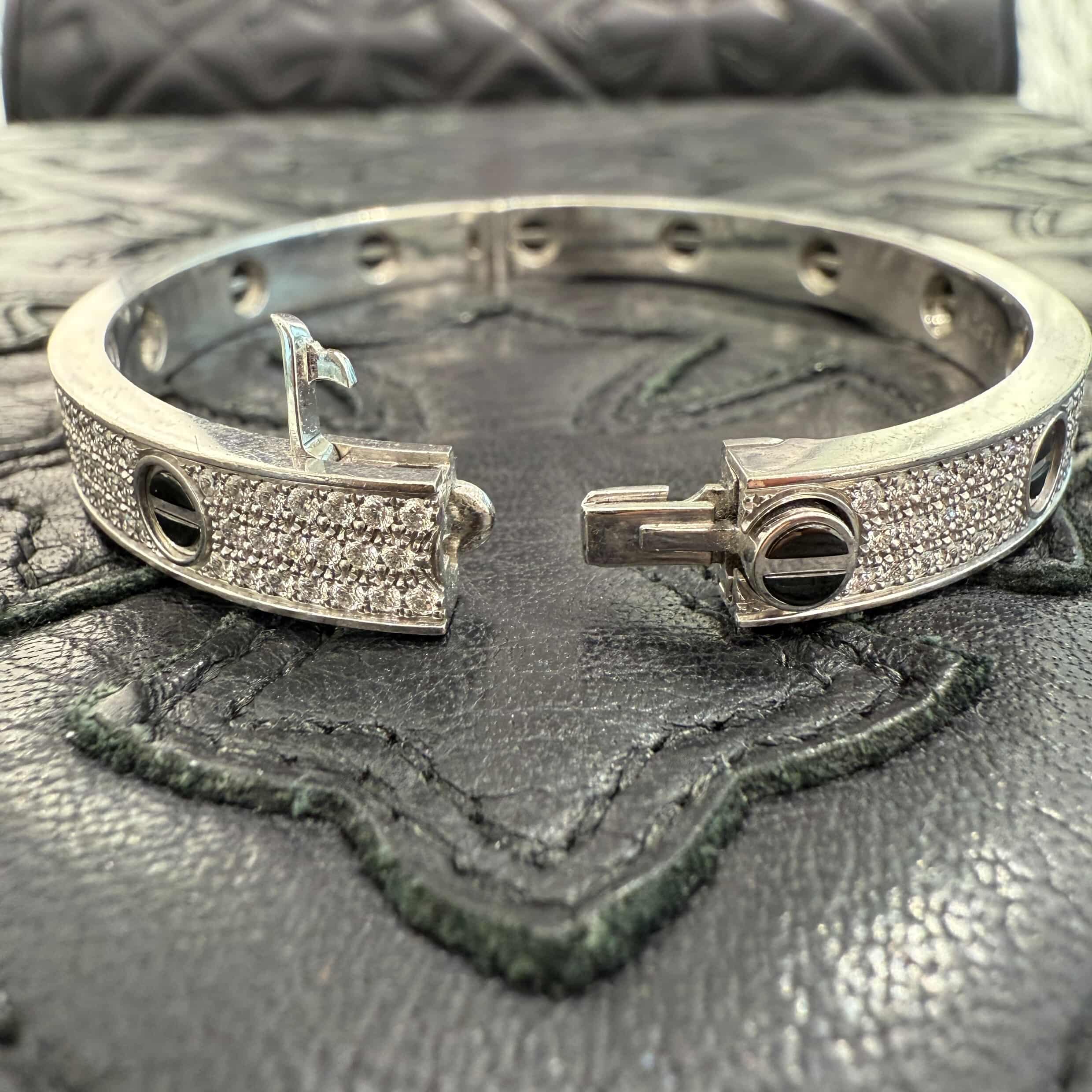 Cartier Au750 WG Love Bracelet Classic Model Pave Diamond Ceramic Size 18 カルティエ Au750 WG ラブブレスレット クラッシックモデル パヴェダイアモンド セラミック サイズ18