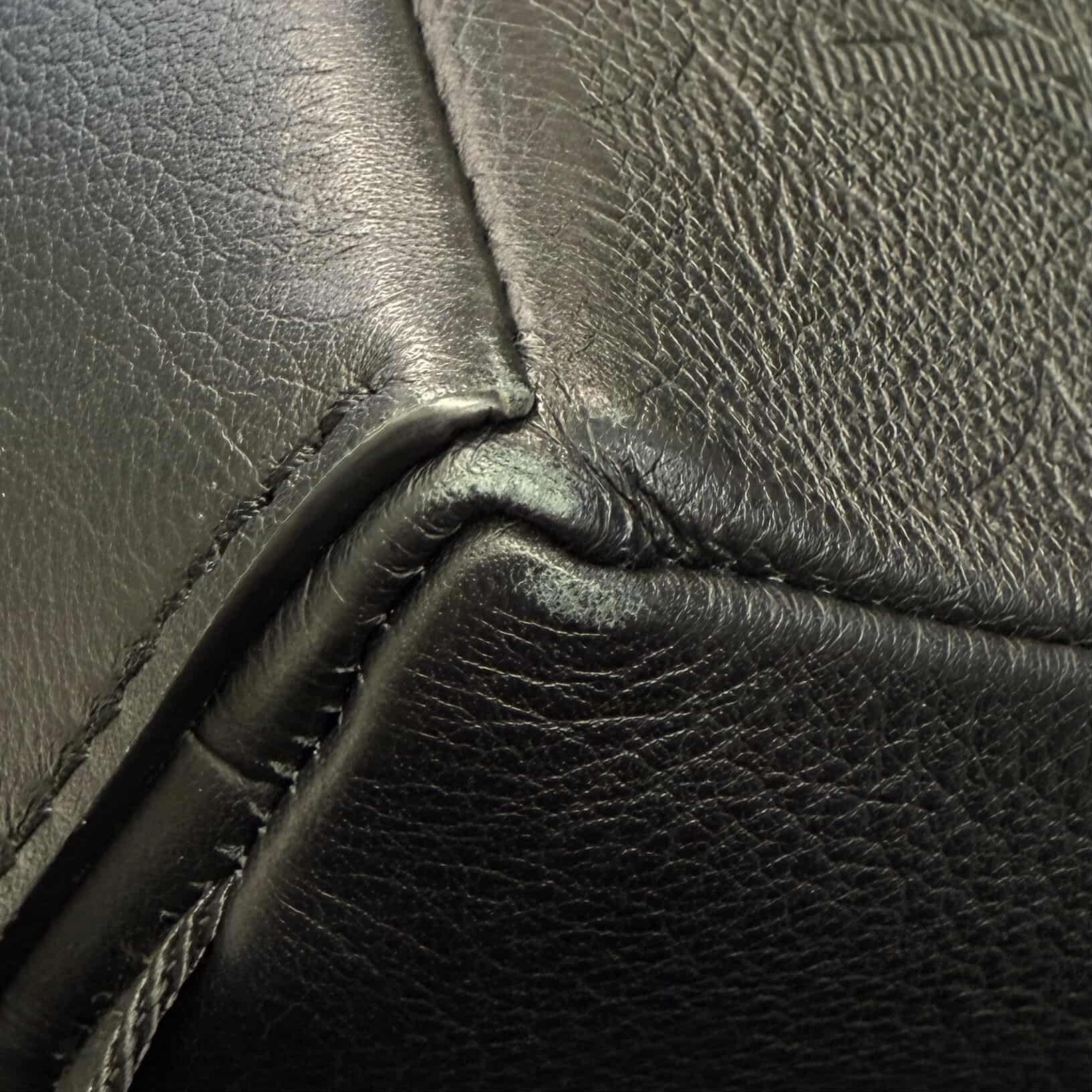 LOUIS VUITTON Discovery Backpack PM " Monogram Shadow " M46553 ルイヴィトン ディスカバリー・バックパック PM "モノグラム・シャドウ"