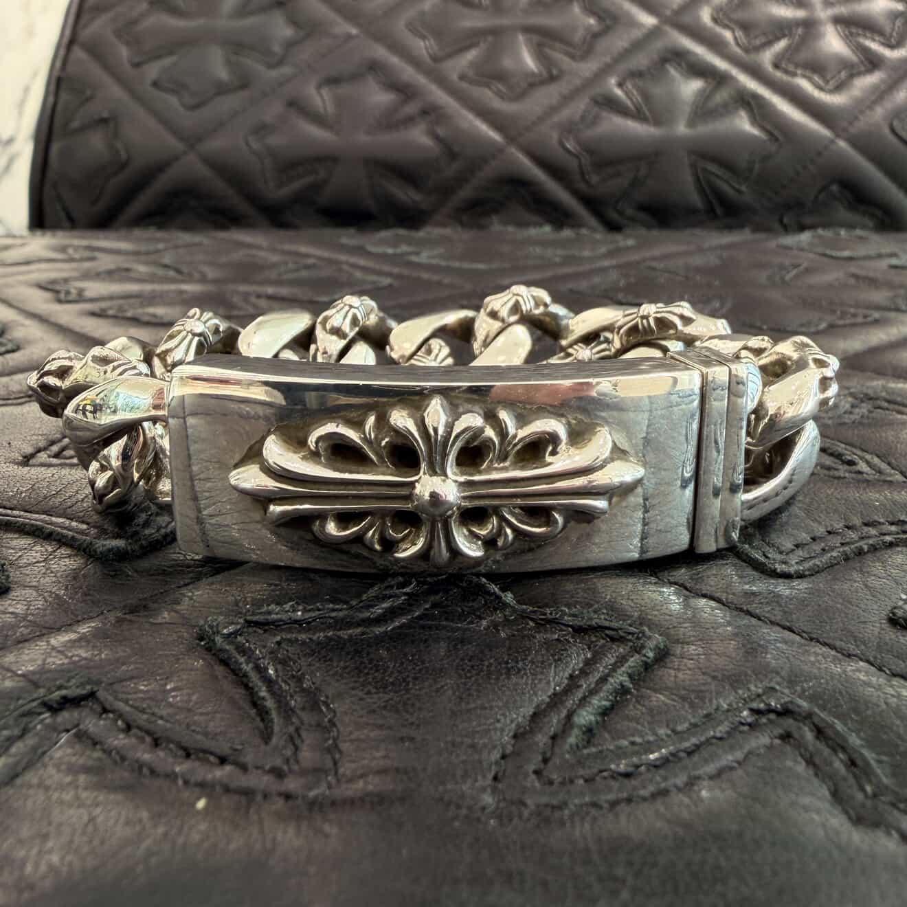 CHROME HEARTS CH X Extra Fancy Chain Floral Cross ID Bracelet 11