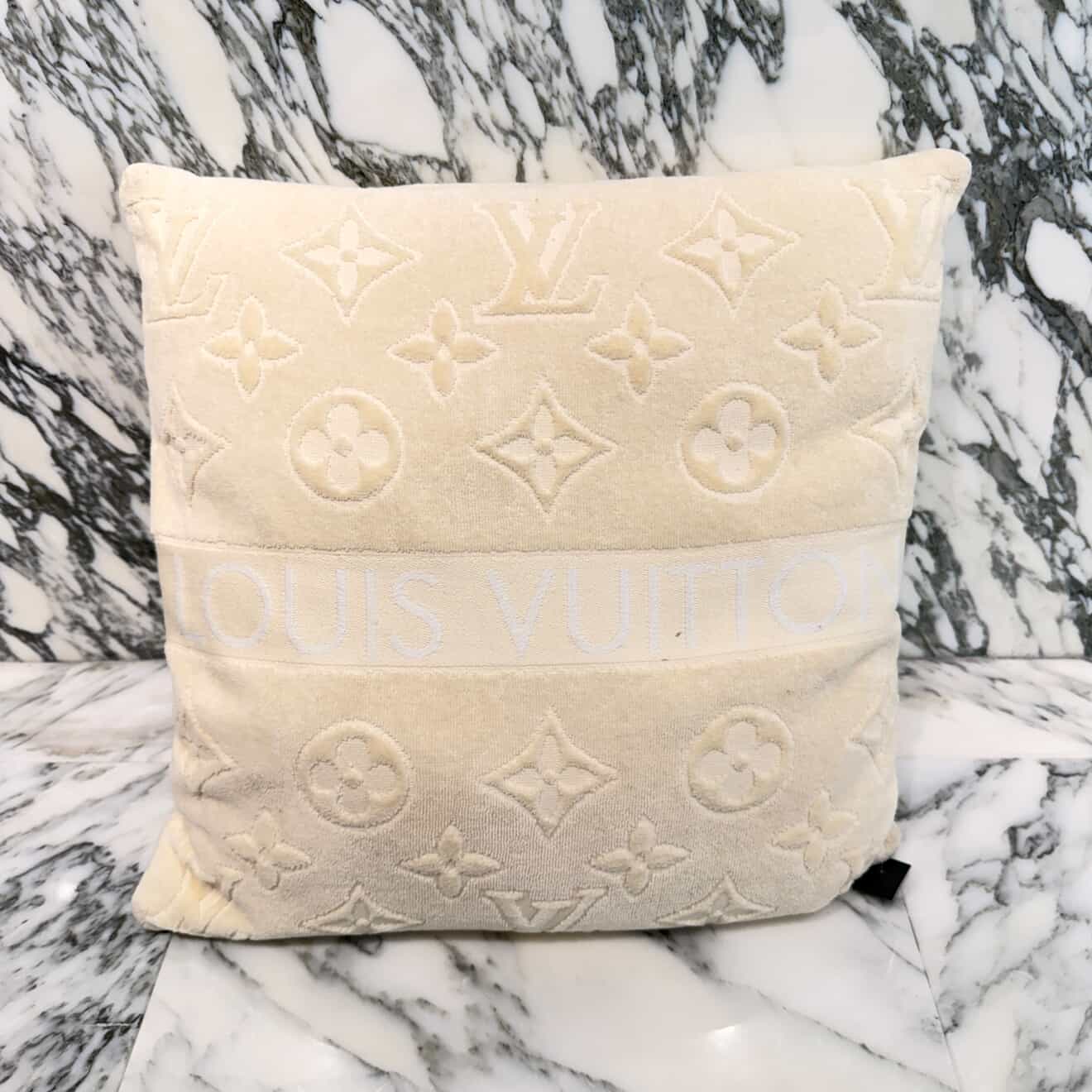 LOUIS VUITTON 2025SS LV Vacation Cushion M78815 ルイヴィトン LVバケーションクッション