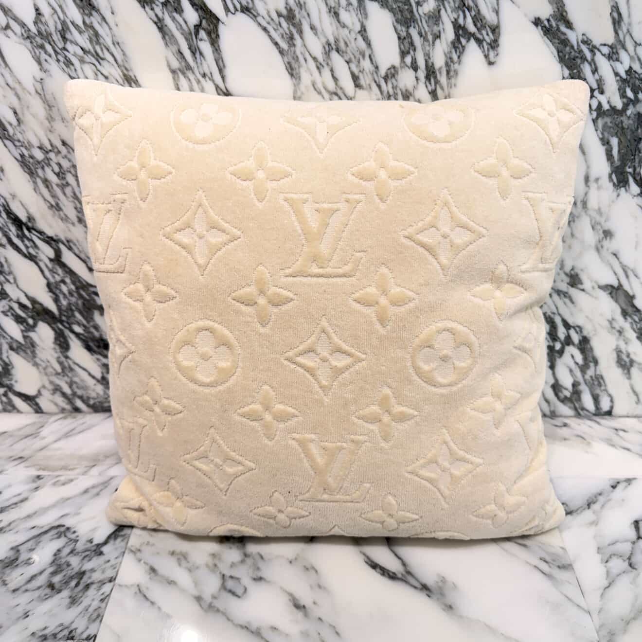 LOUIS VUITTON 2025SS LV Vacation Cushion M78815 ルイヴィトン LVバケーションクッション