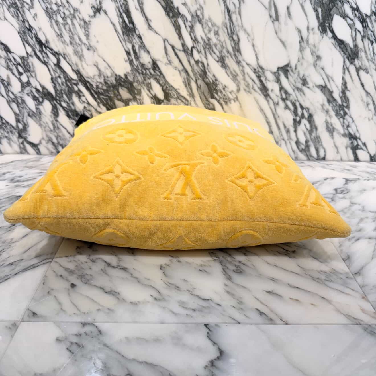 LOUIS VUITTON 2025SS LV Vacation Cushion M78482 ルイヴィトン LVバケーションクッション