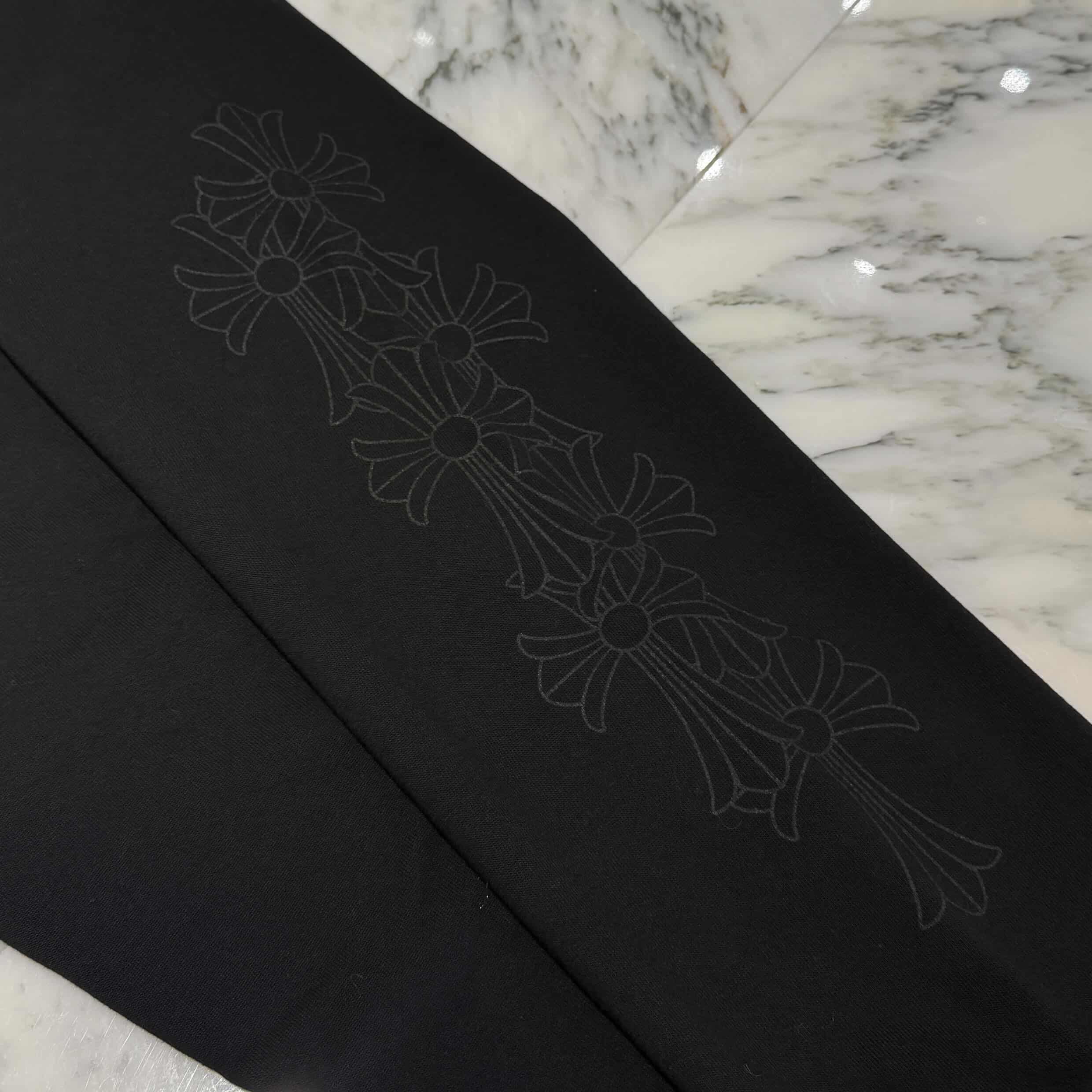 CHROME HEARTS Miami Limited Vertical Logo Cemetery Cross Sweat Pants Size L クロムハーツ マイアミ限定 ヴァーティカルロゴ セメタリークロス スウェットパンツ サイズL